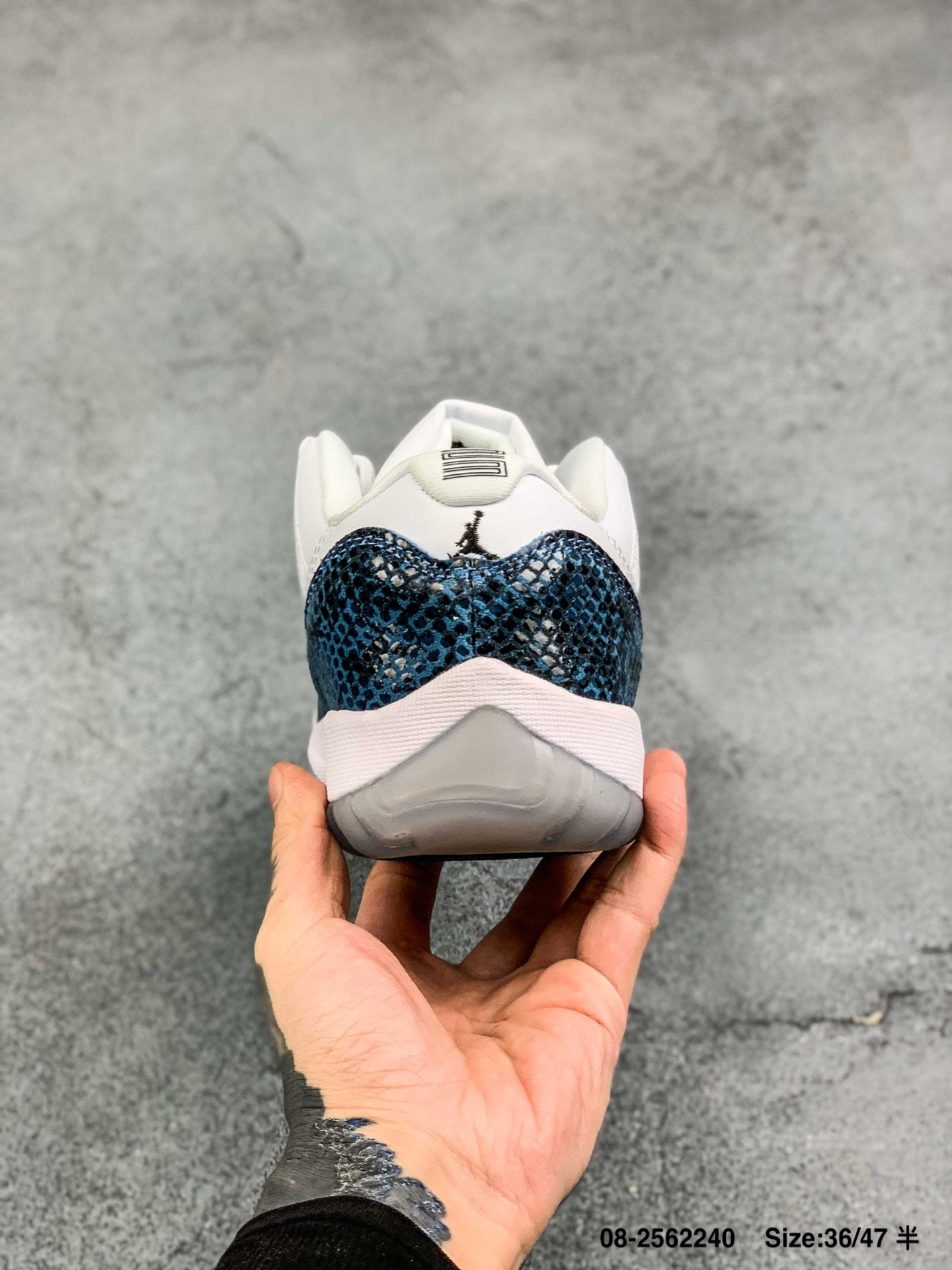 Air Jordan 11 Low