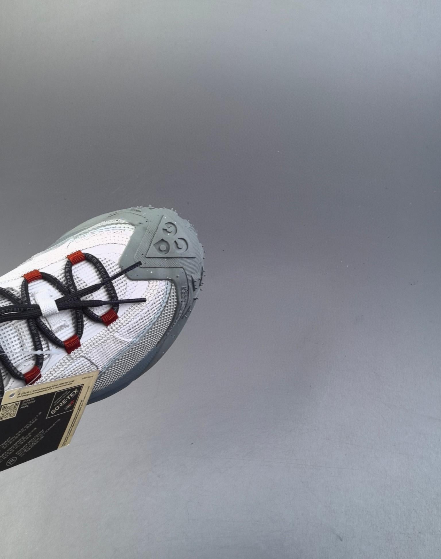 230 Acg Mountain Fly Low Se Hf6245 003 Size36-46