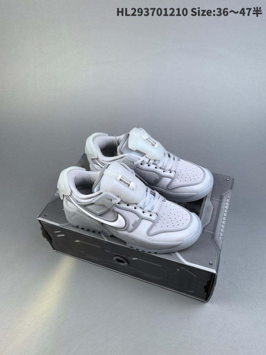 Dunk Low Genesis X Ghost - Wolf Grey 36-45