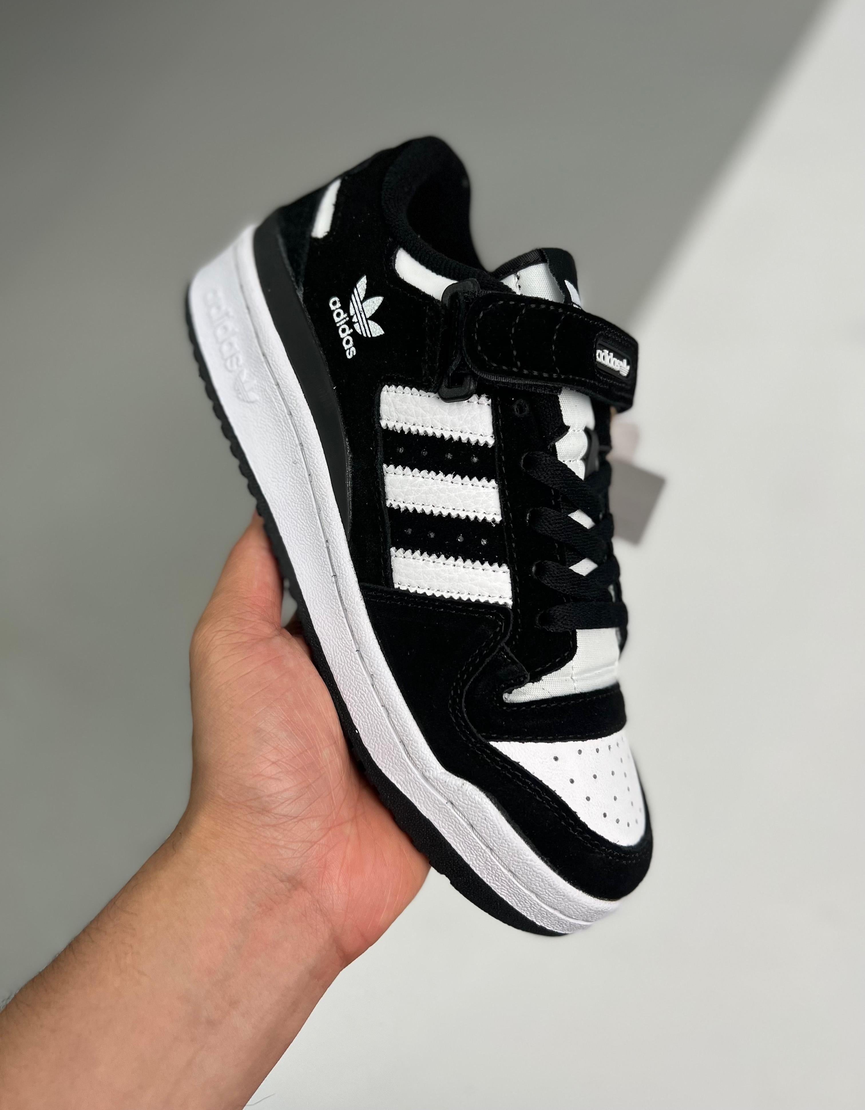 Originals Forum Low Panda 36-45