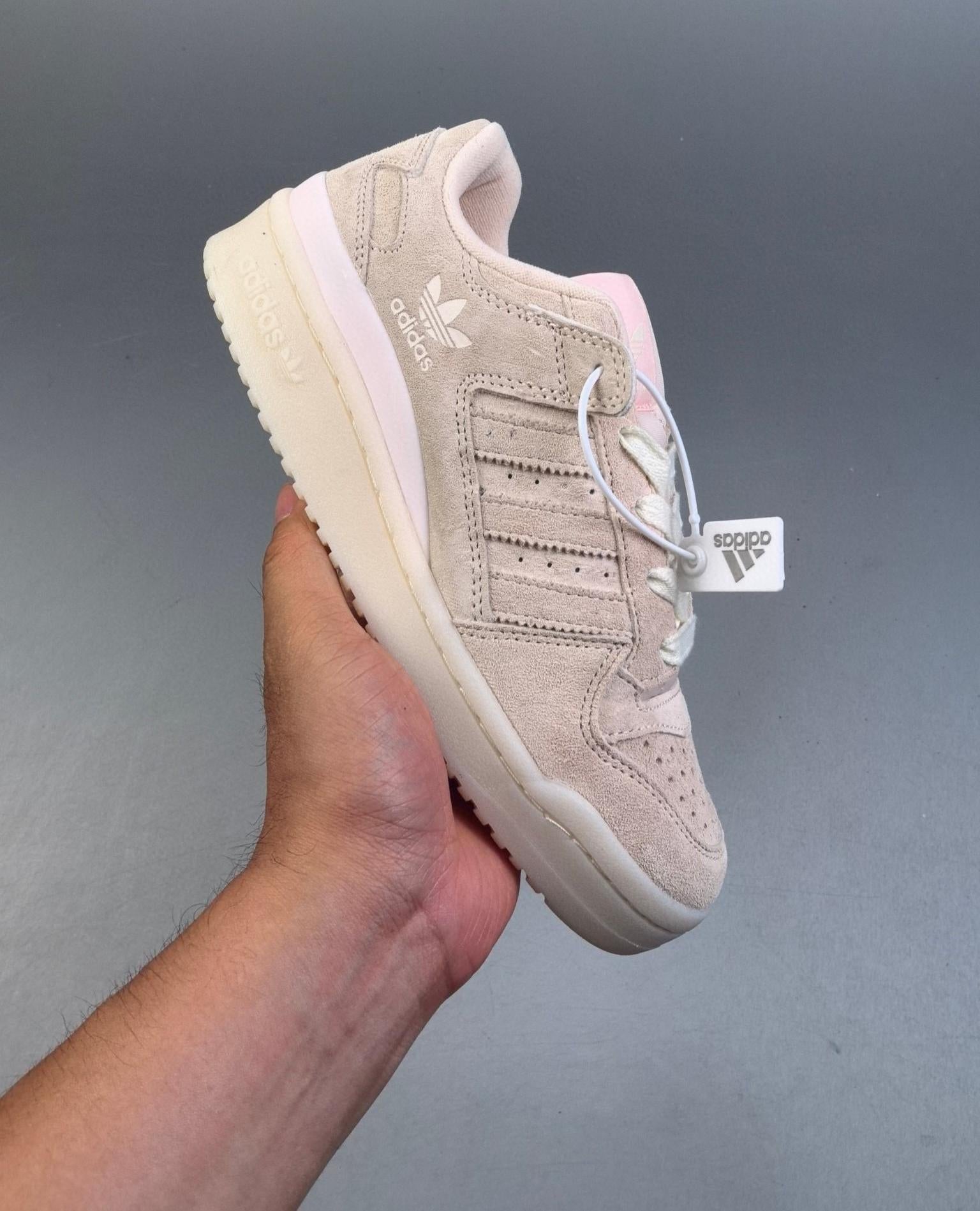 Forum Low Cl W 36-45