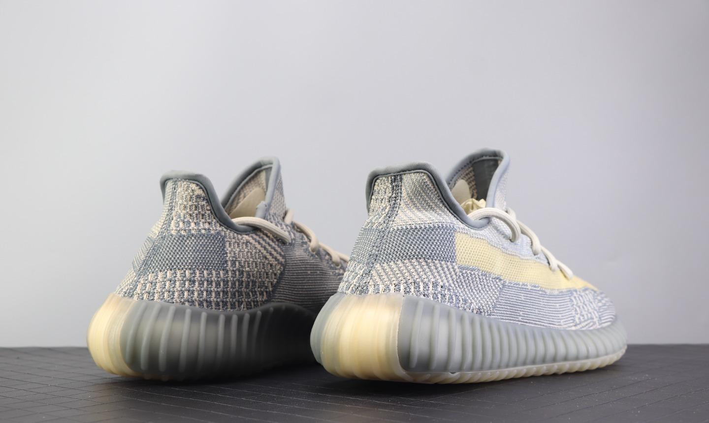 Yeezy 350 V2 Boost