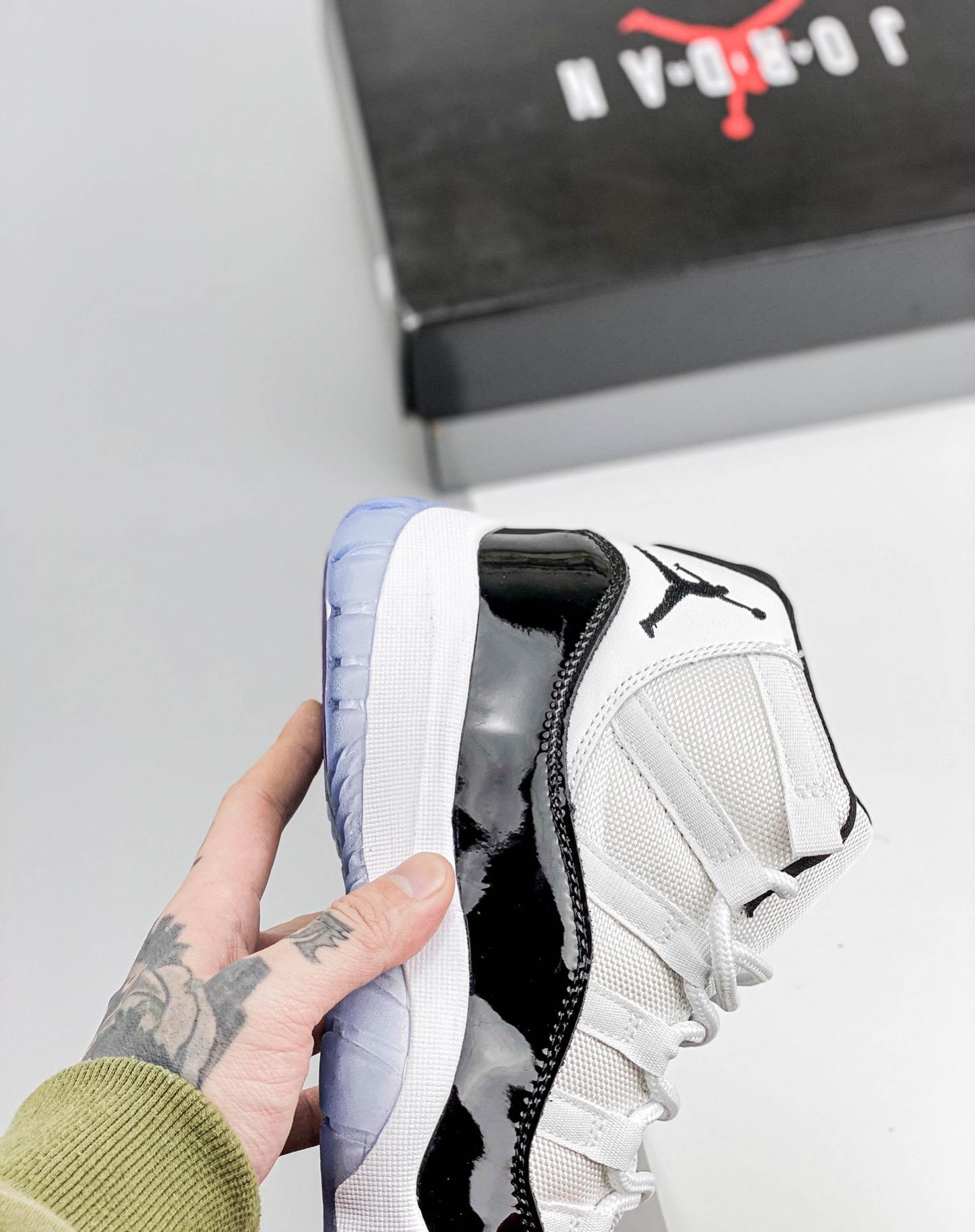 Air Jordan 11 High