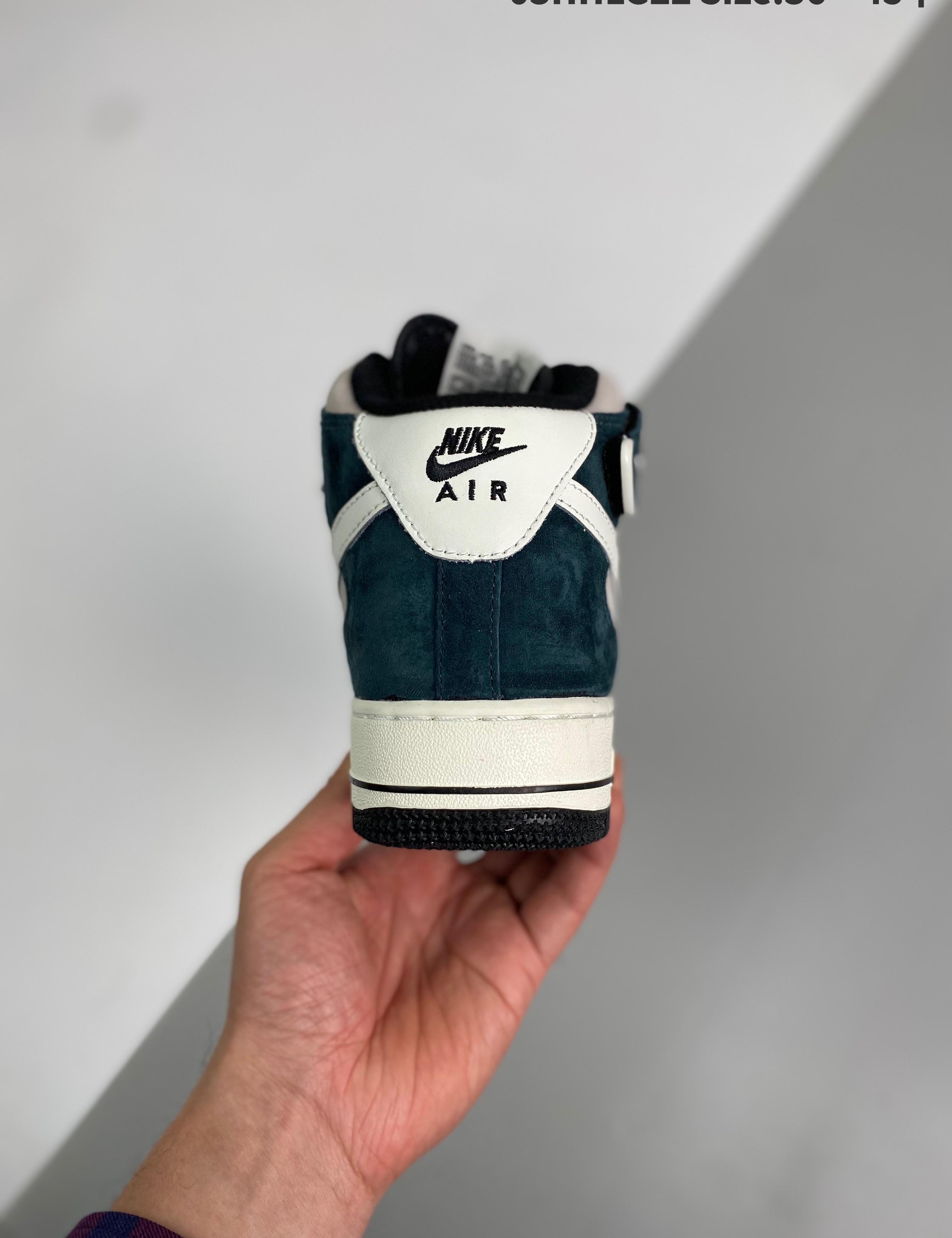 Air Force 1 Mid 07 36-45