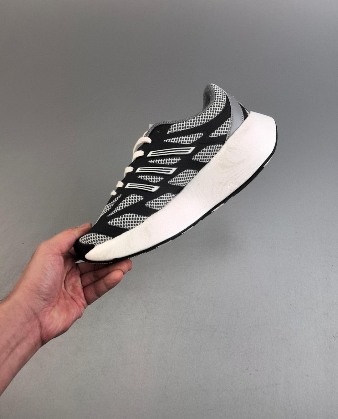 Adizero Aruku 36-45