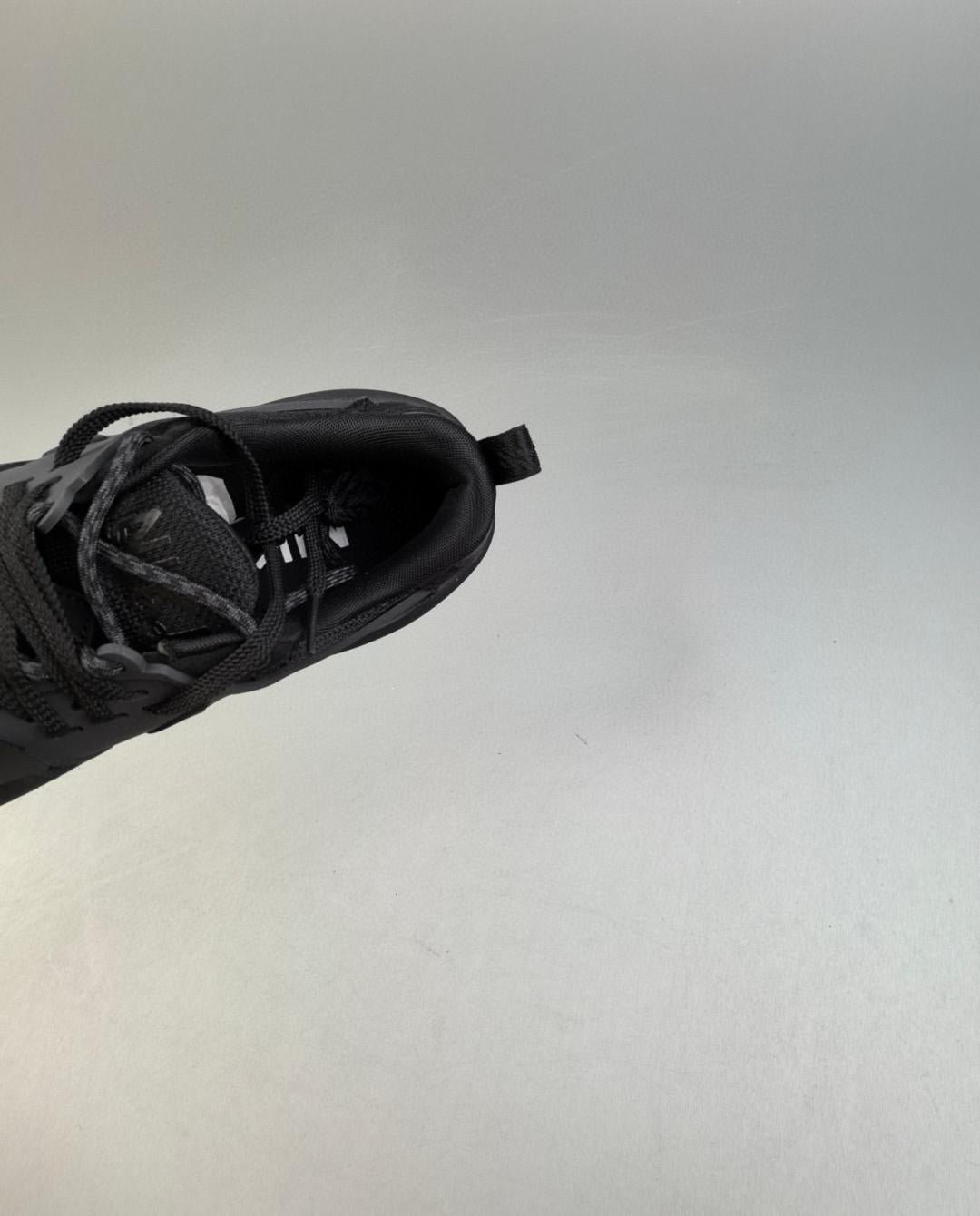 320 Sacai X 36-46