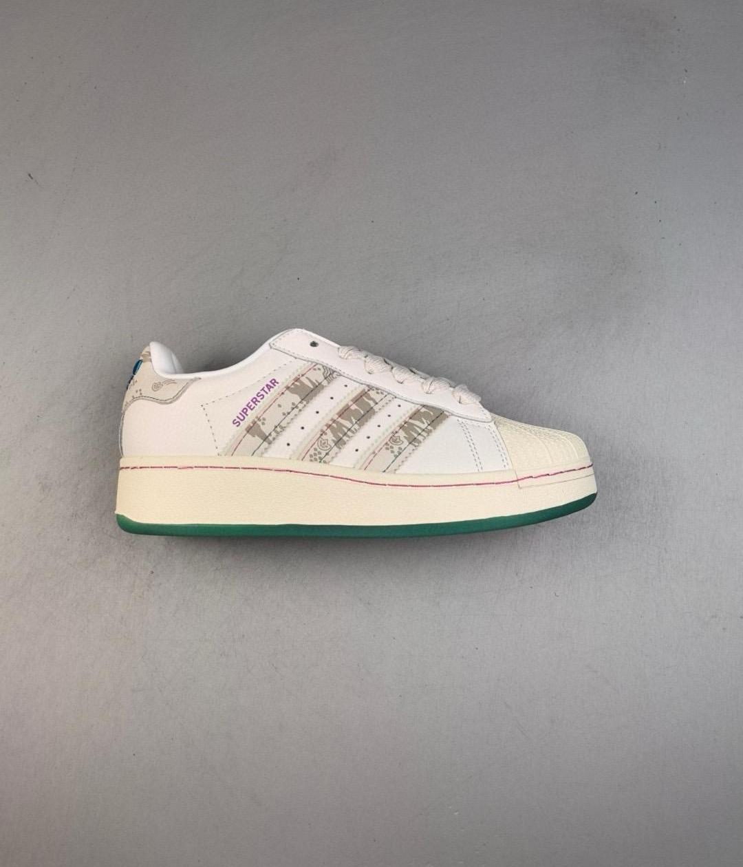 Originals Superstar Xlg 35-45