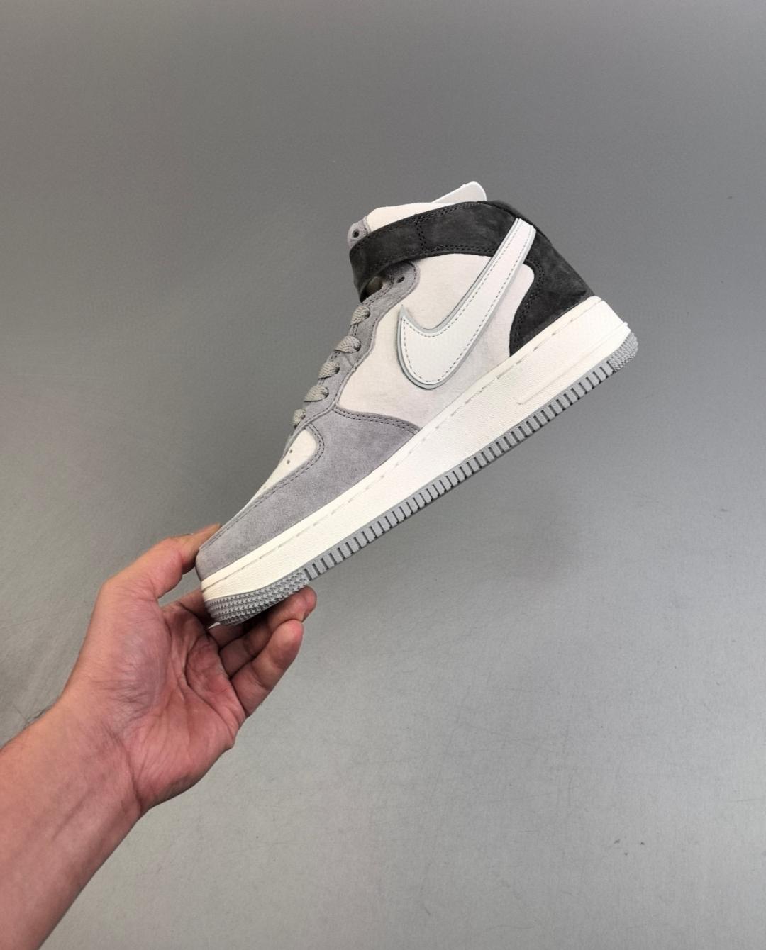 Air Force 1 07  36-45