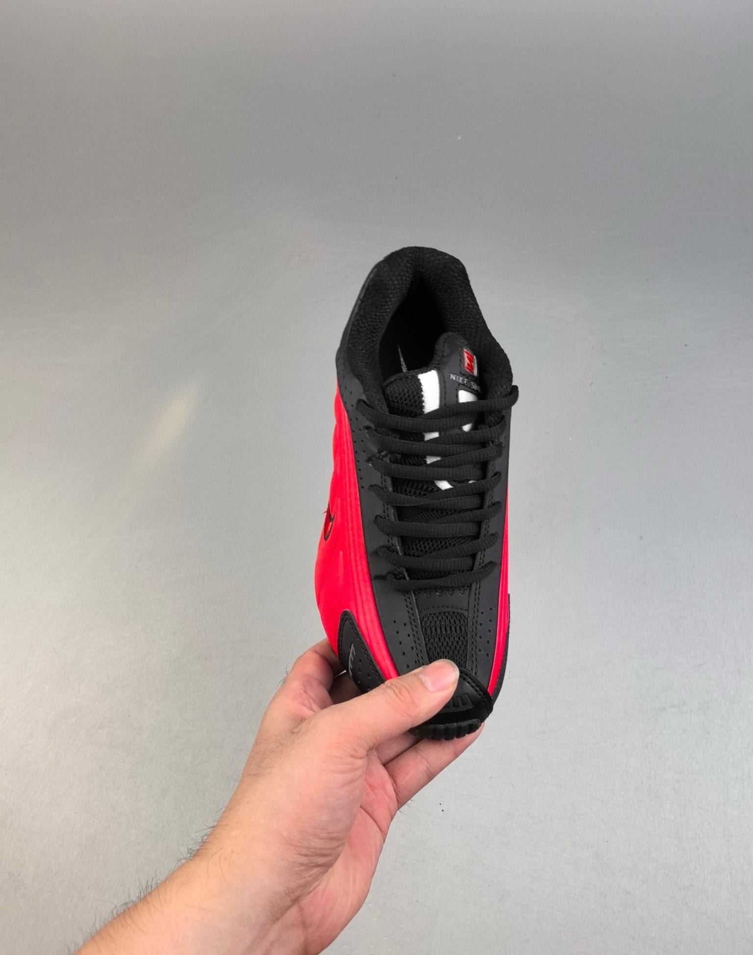 Shox R4 36-45
