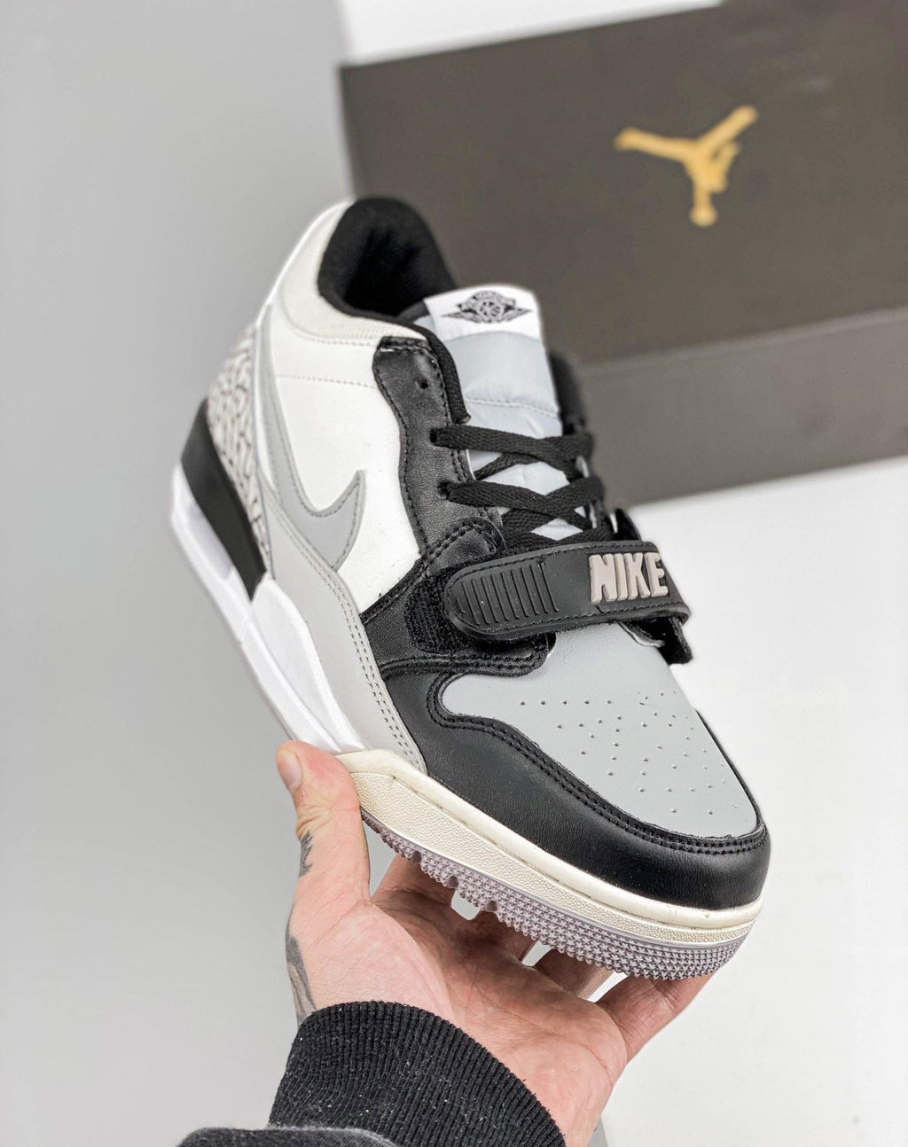 Air Jordan Legacy