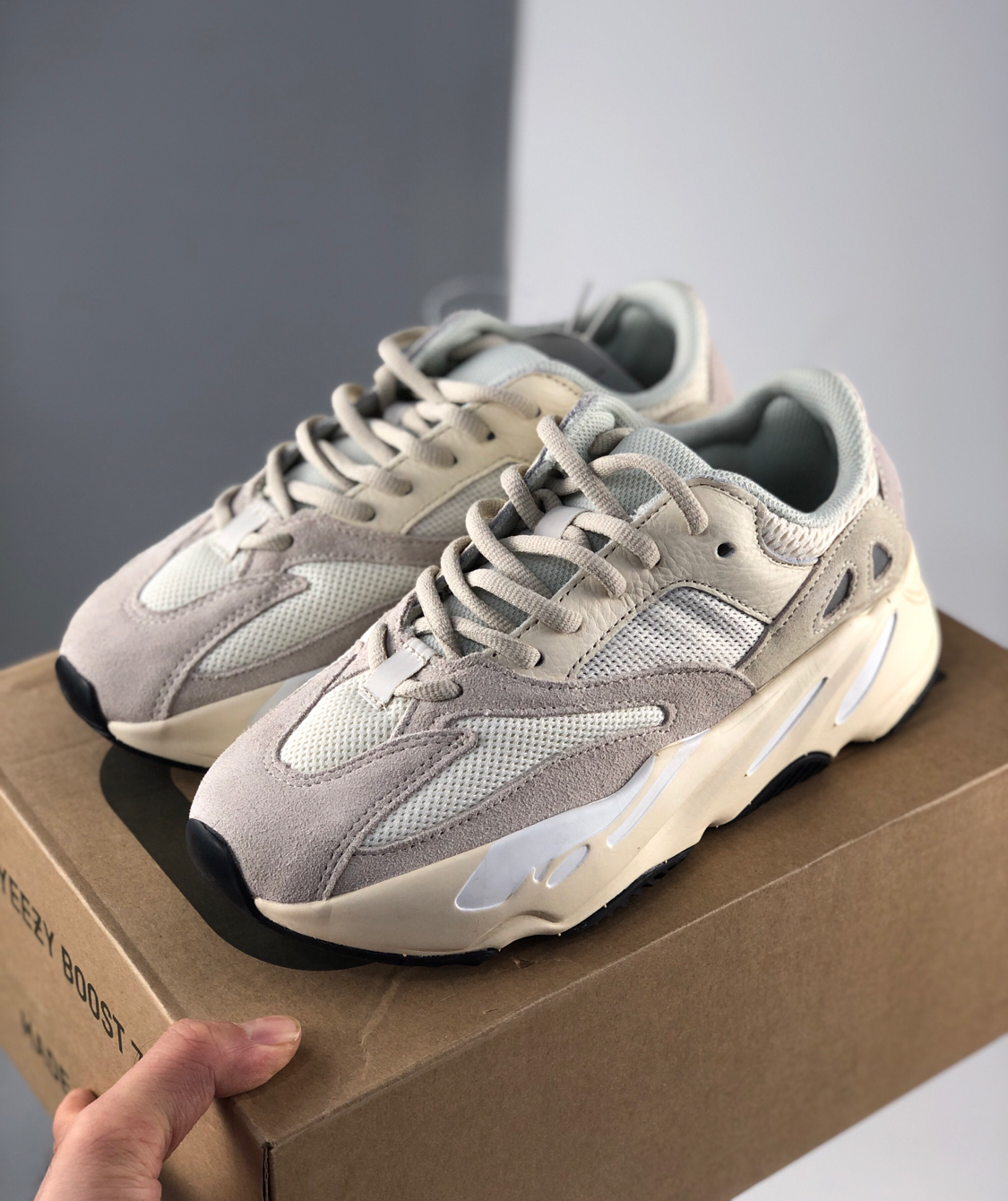 Yeezy 700v2 Teal Blue 36-46