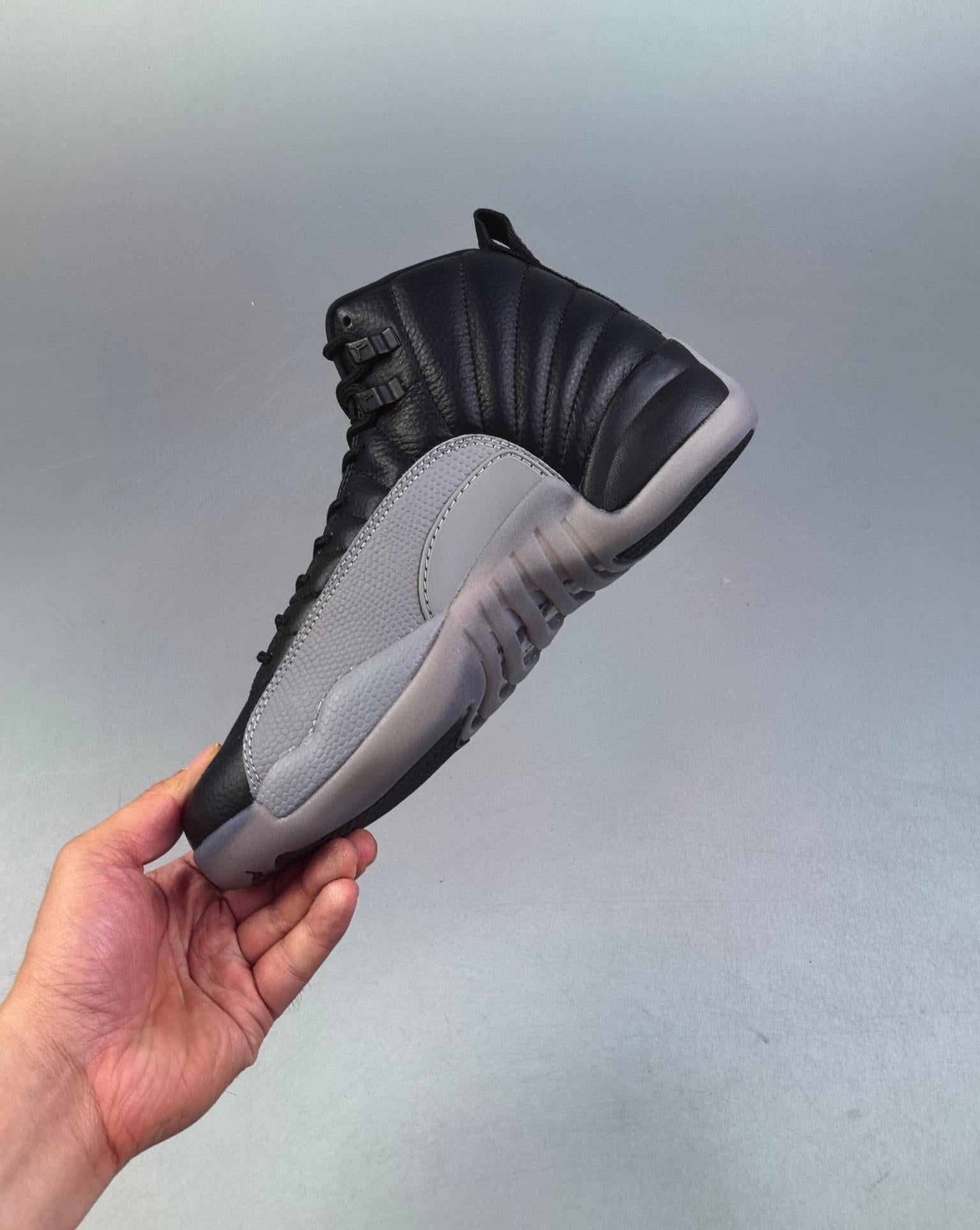 Air Jordan 12 Retro Black Wolf Grey 40-47