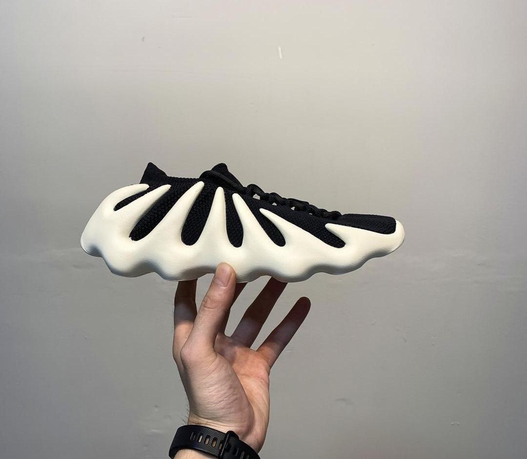 Ad Yeezy 450