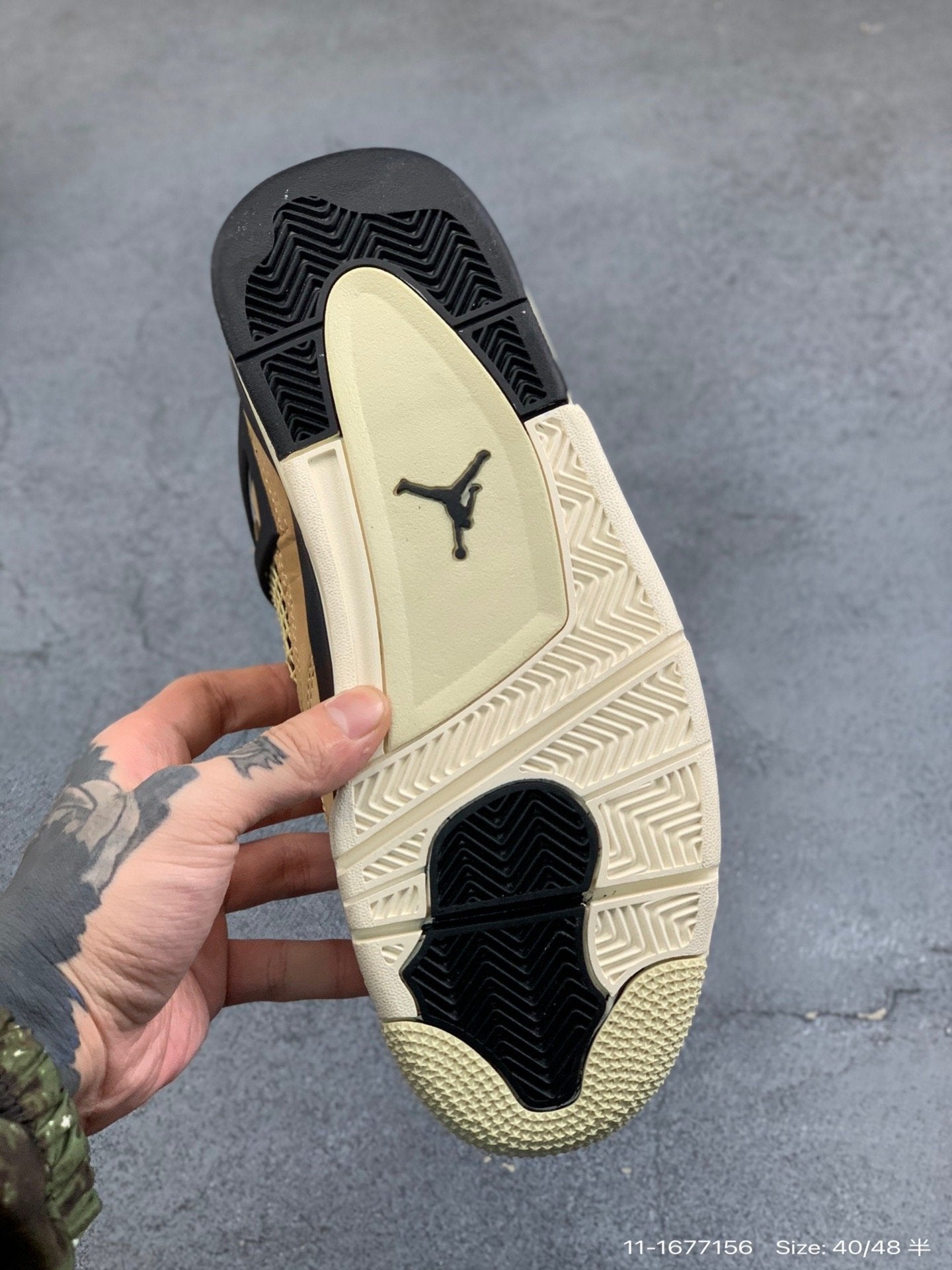 Air Jordan 4 Retrowhitecement
