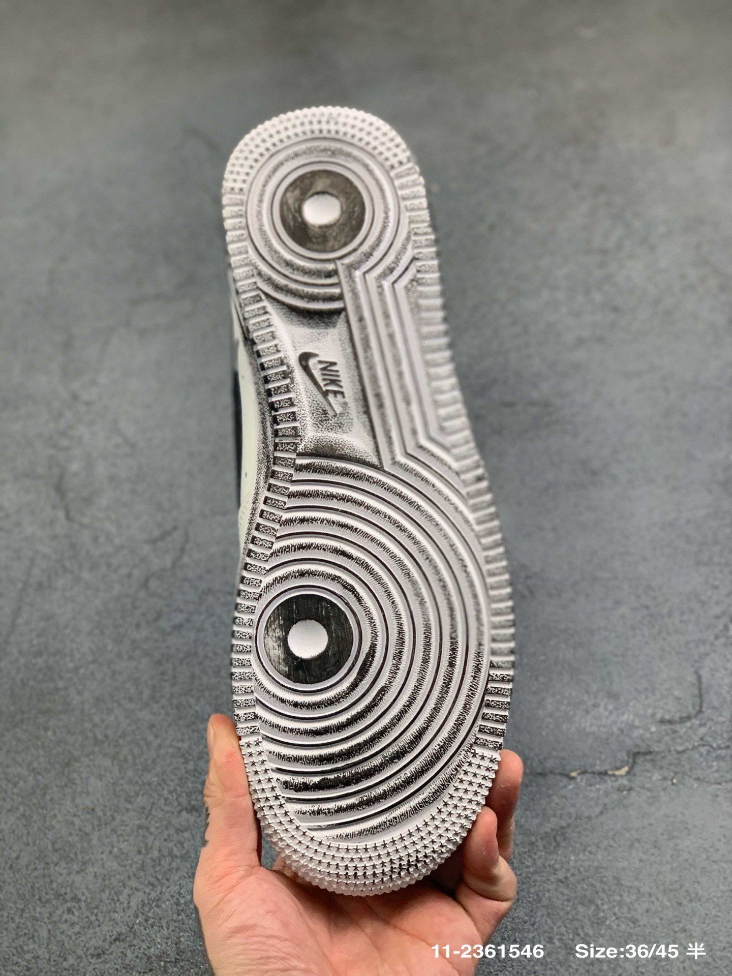 Peaceminusone X Air Force 1 para-noise