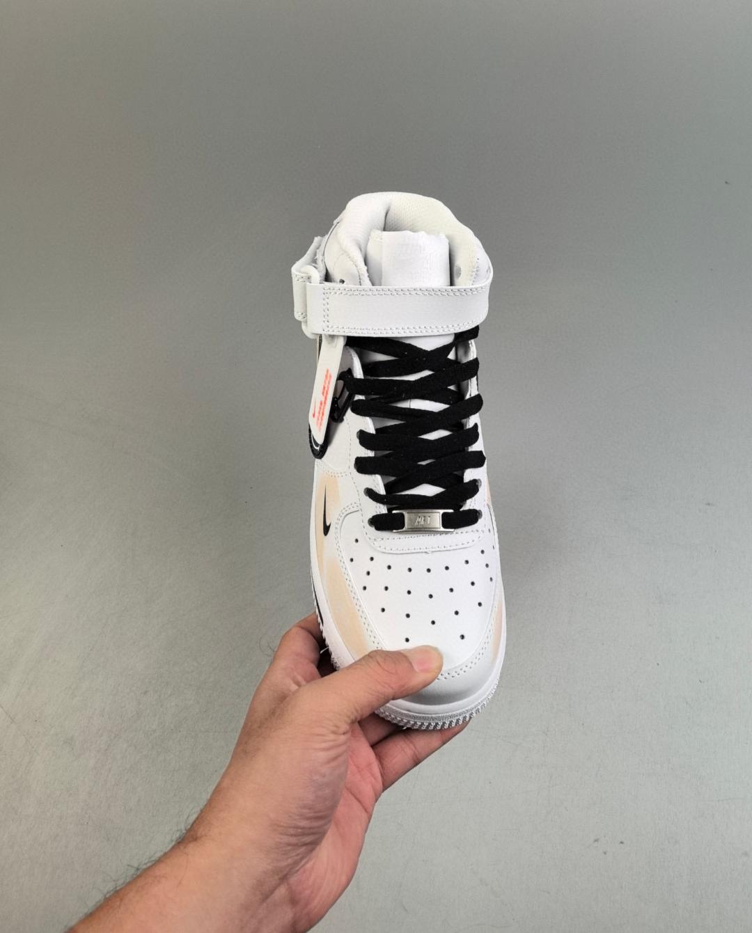 Air Force 1 Mid 07 36-45