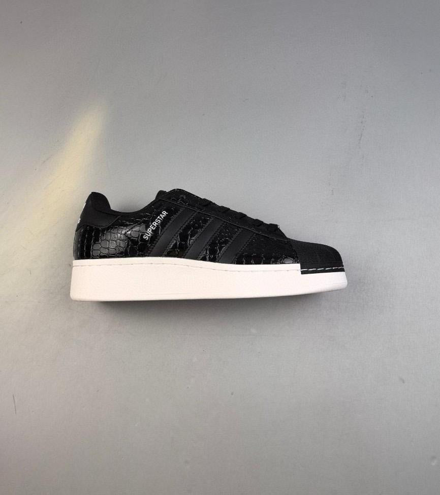 Originals Superstar Xlg 35-45