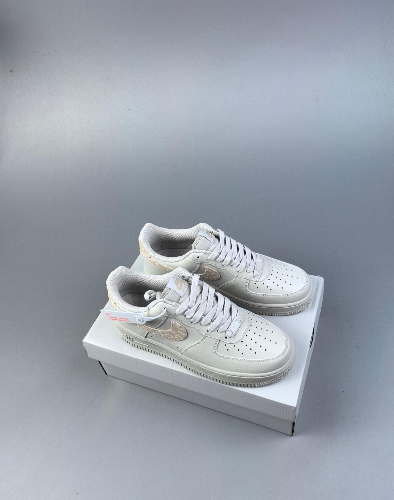 Air Force 1 07 Lv8 36-45