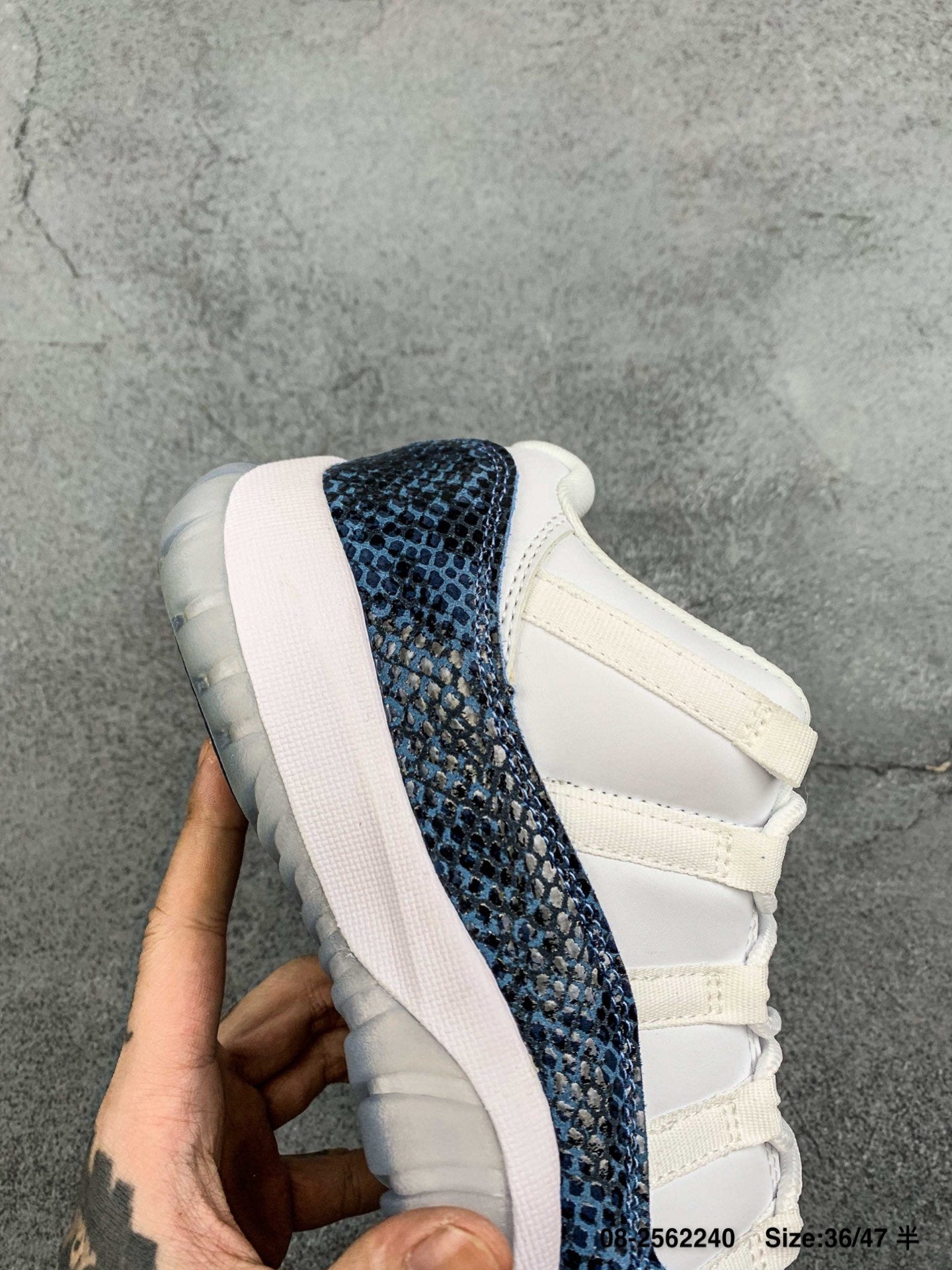 Air Jordan 11 Low