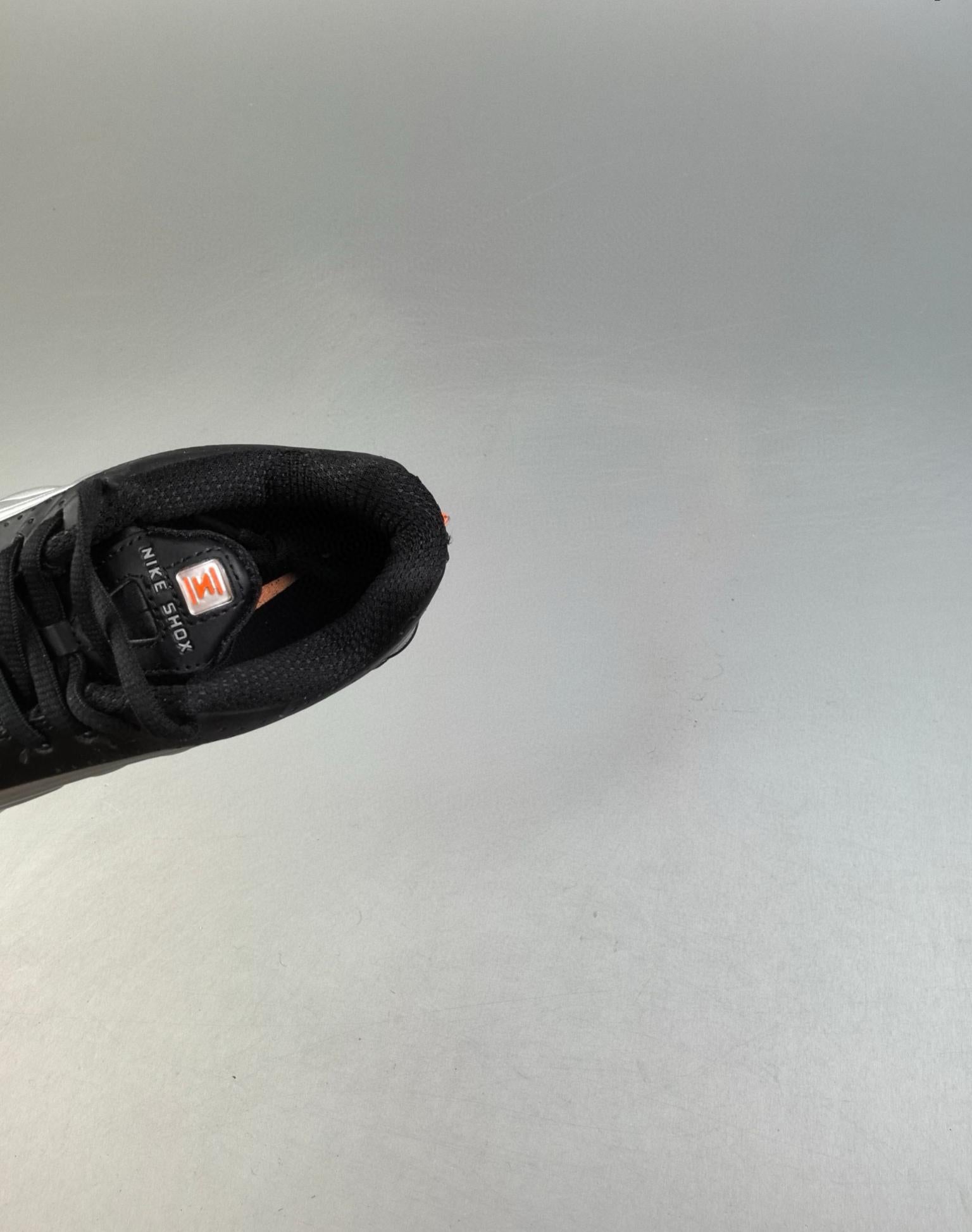 Shox R4 36-45