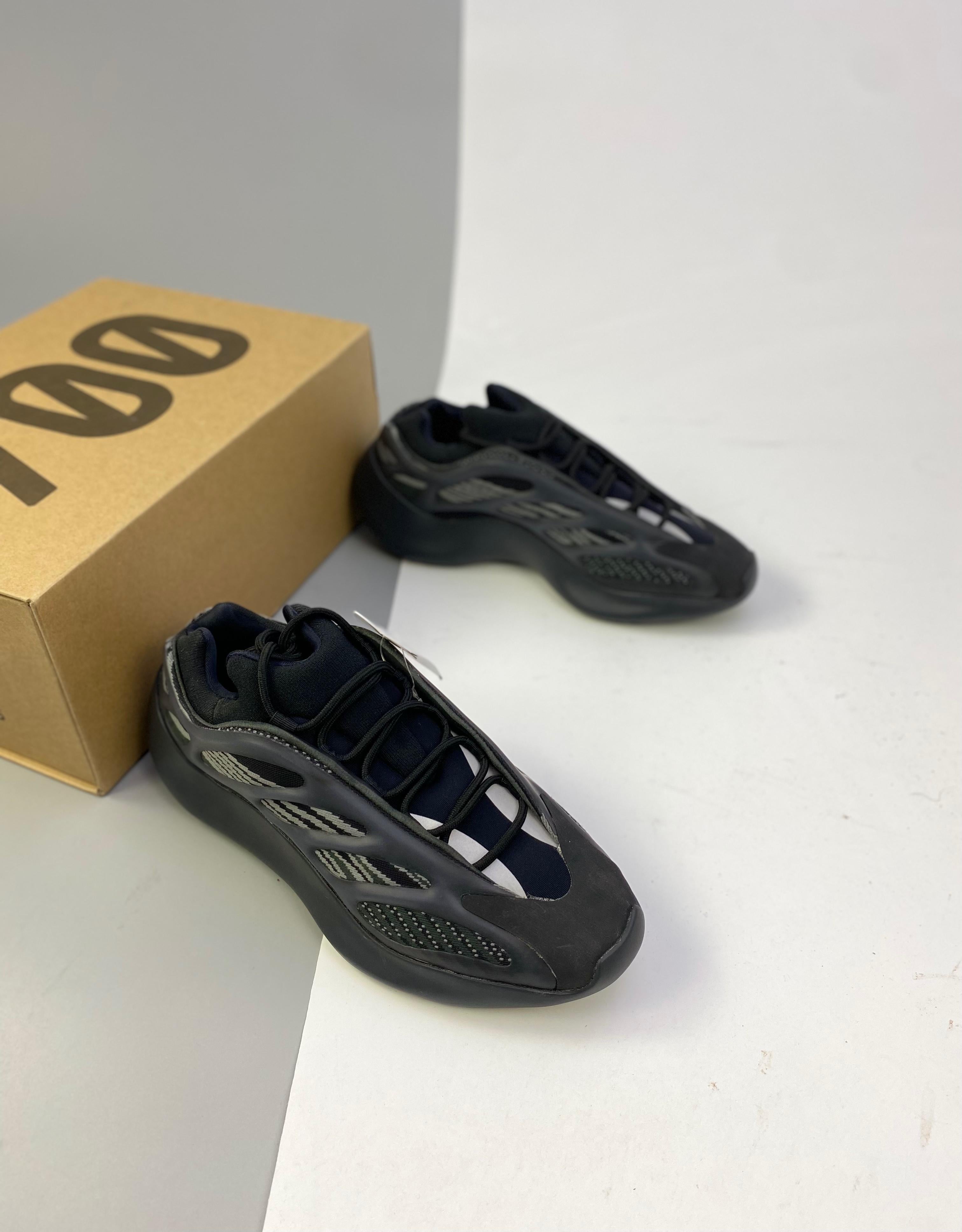 Kanye West X Yeezy 700 V3 36-47