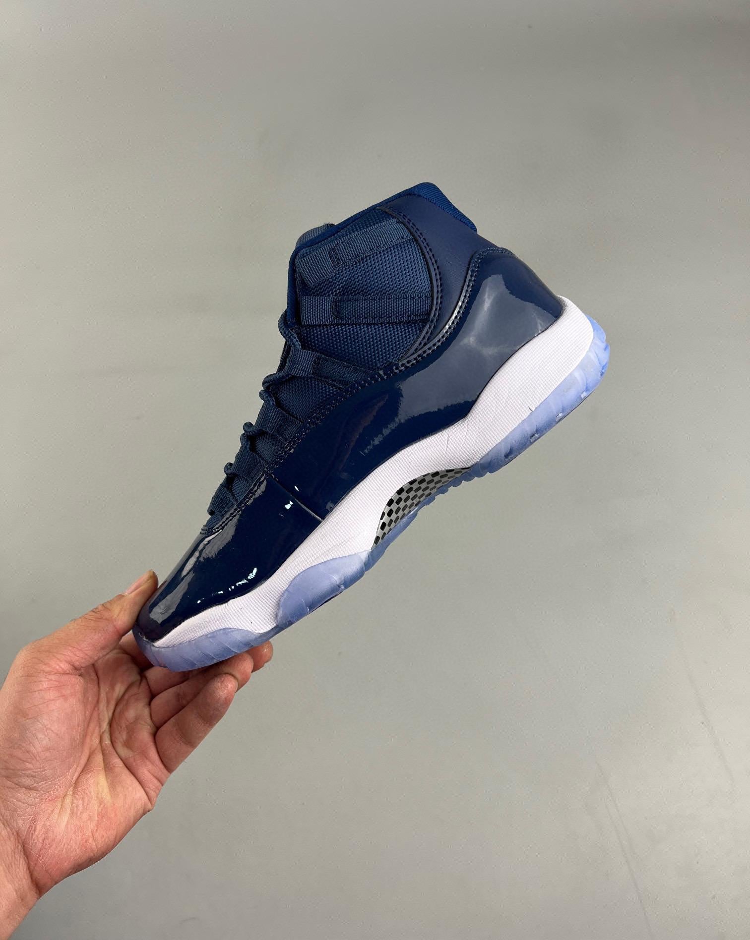 Air Jordan 11 Retro Unc Win Like 82 40-47