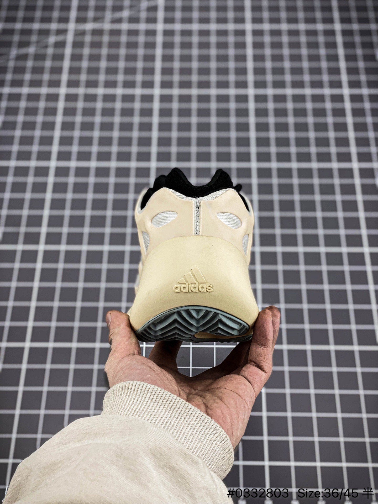 Yeezy 700v3 Azael 36-45