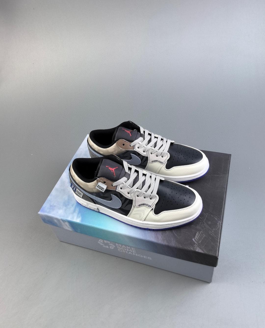 Air Jordan 1 Low