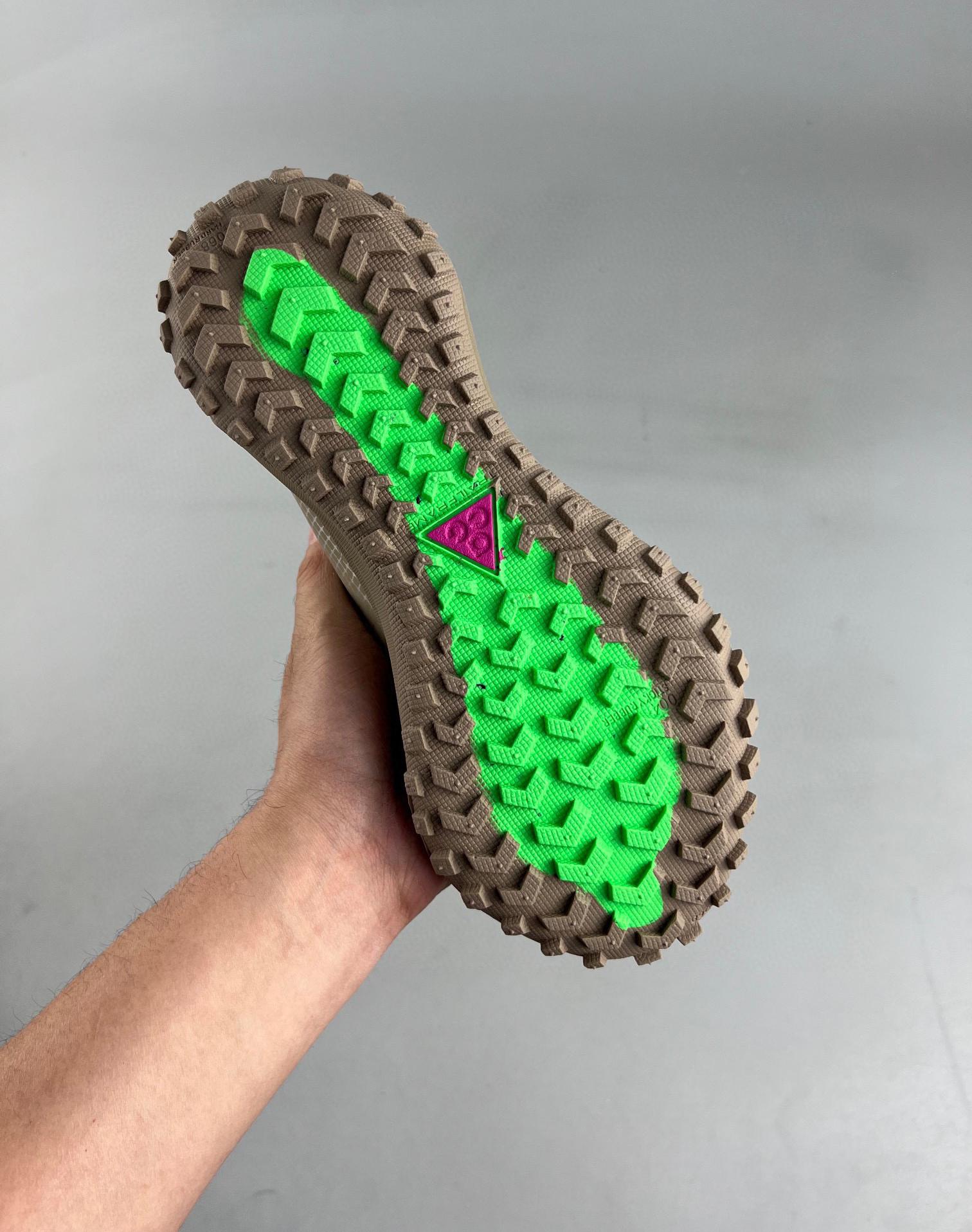 300 Acg Mountain Fly Gore-tex Khaki 36-45_1