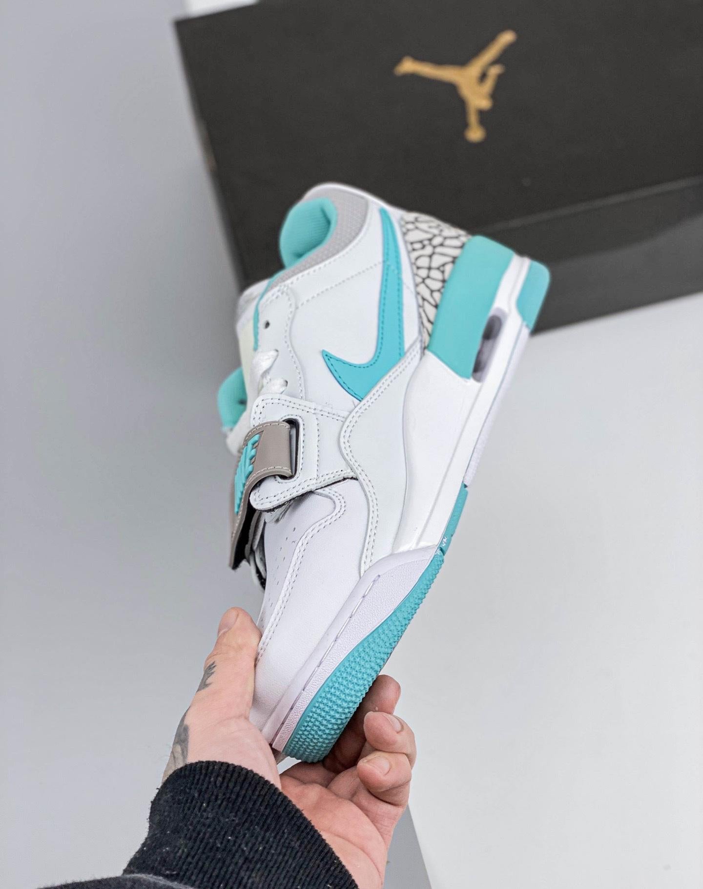 Air Jordan Legacy