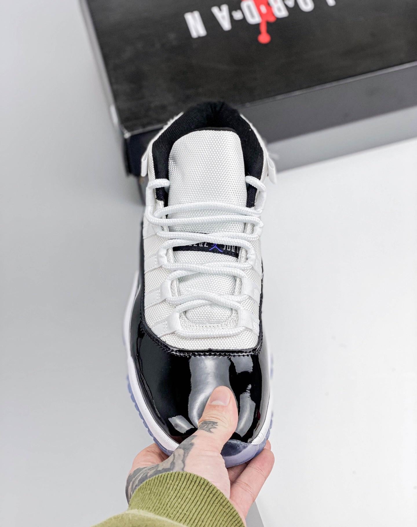 Air Jordan 11 High