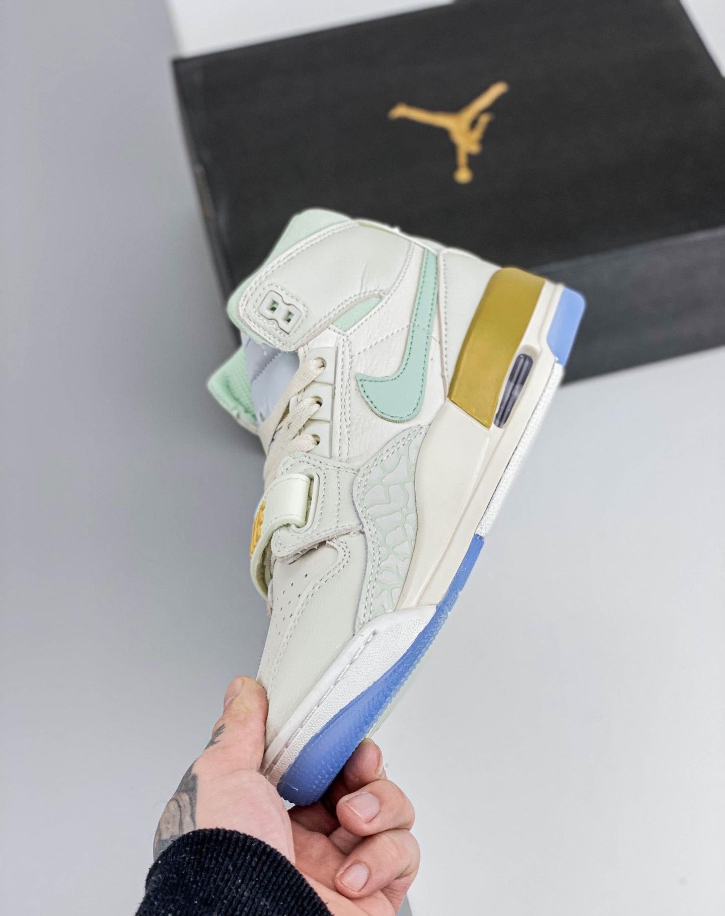 Air Jordan Legacy 7