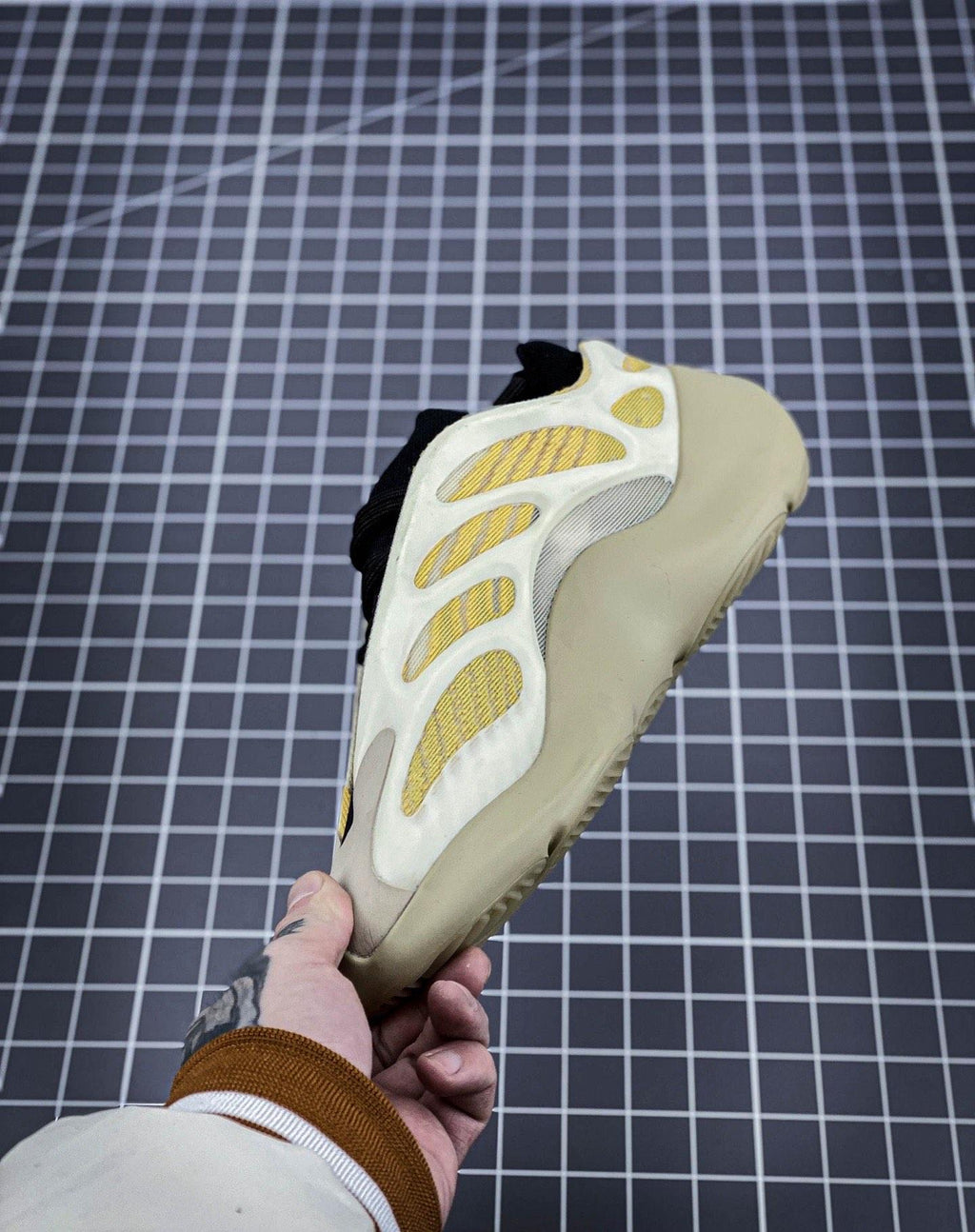 Yeezy 700 V3 36-46