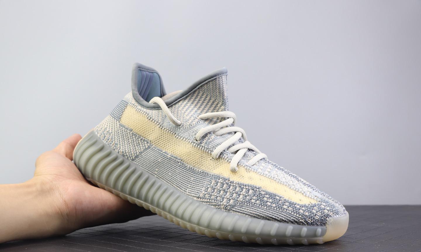 Yeezy 350 V2 Boost