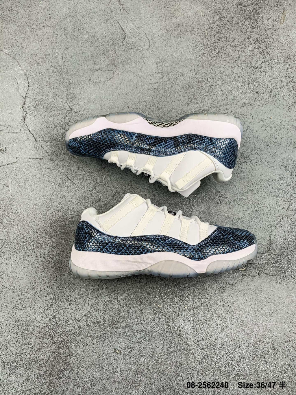 Air Jordan 11 Low