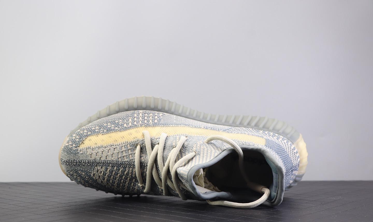 Yeezy 350 V2 Boost