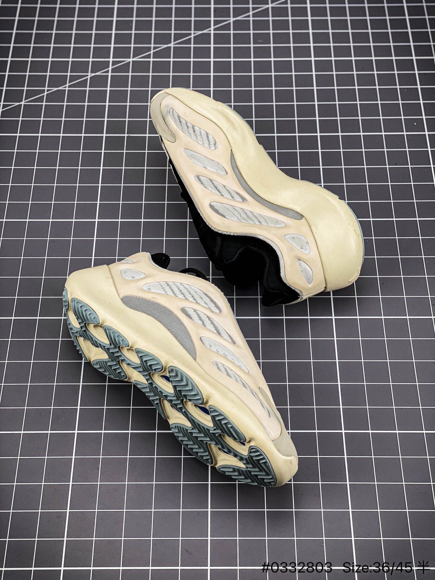 Yeezy 700v3 Azael 36-45