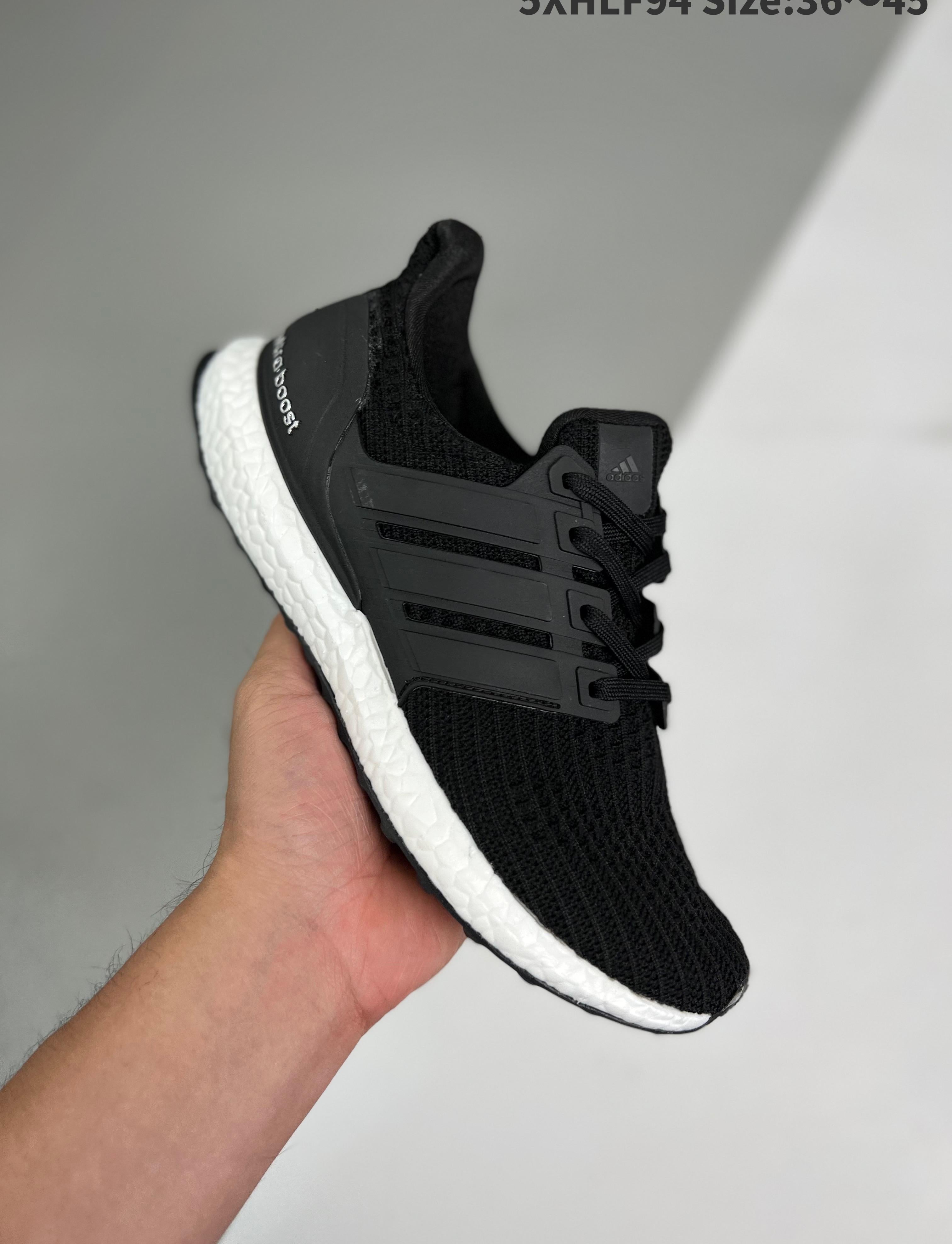 Ultra Boost 40