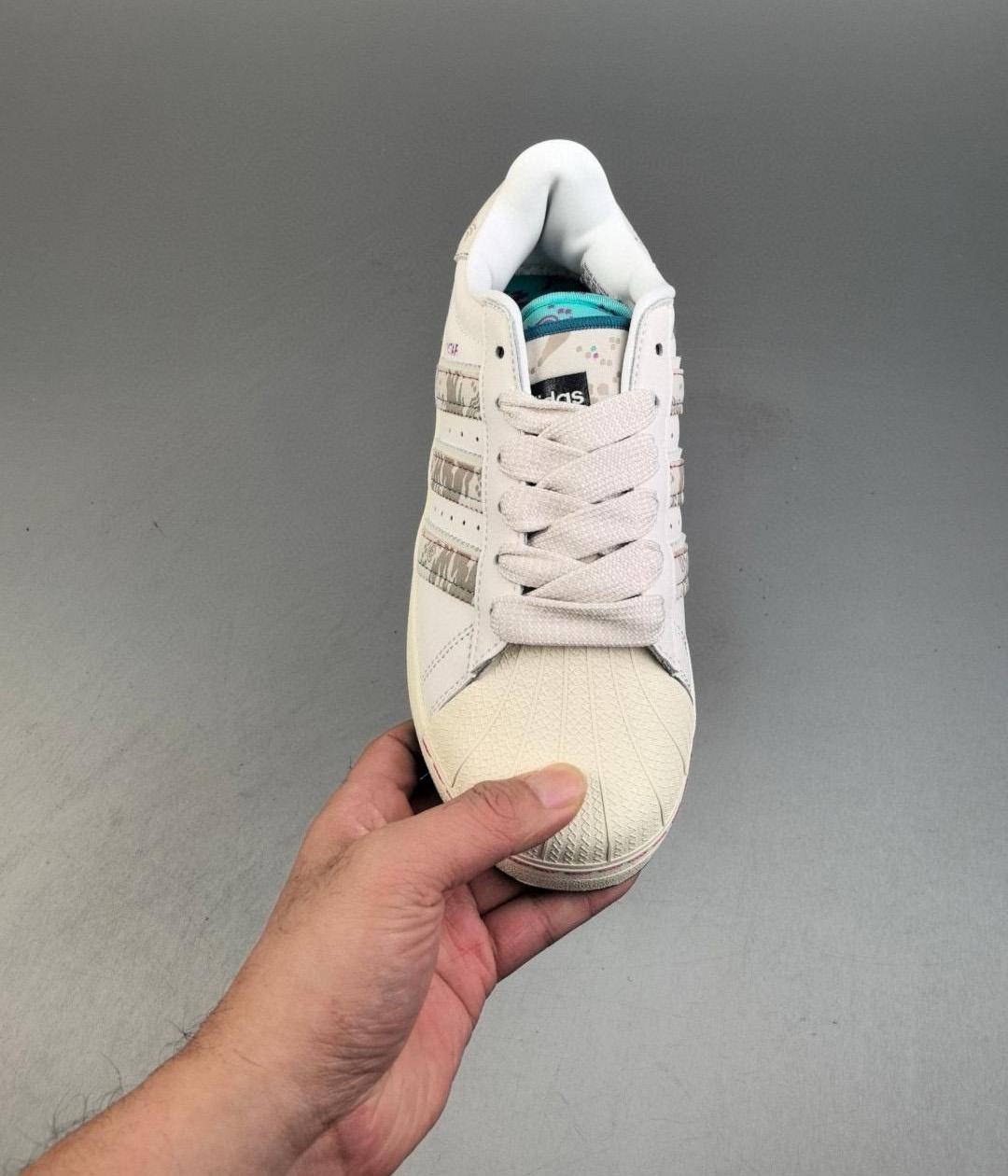 Originals Superstar Xlg 35-45