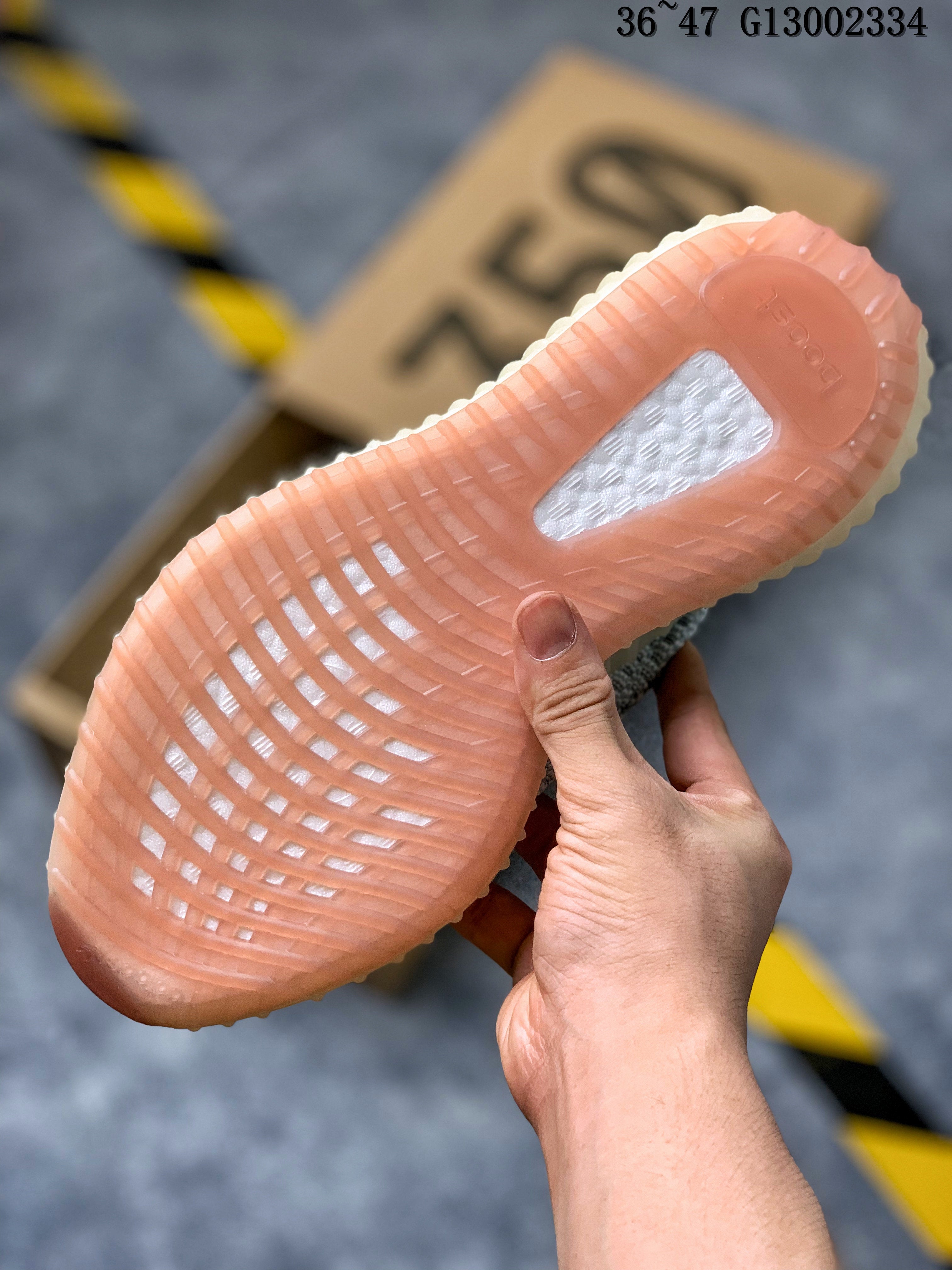 Yeezy Boost 350 V2 Cloud Whiteef 36-47