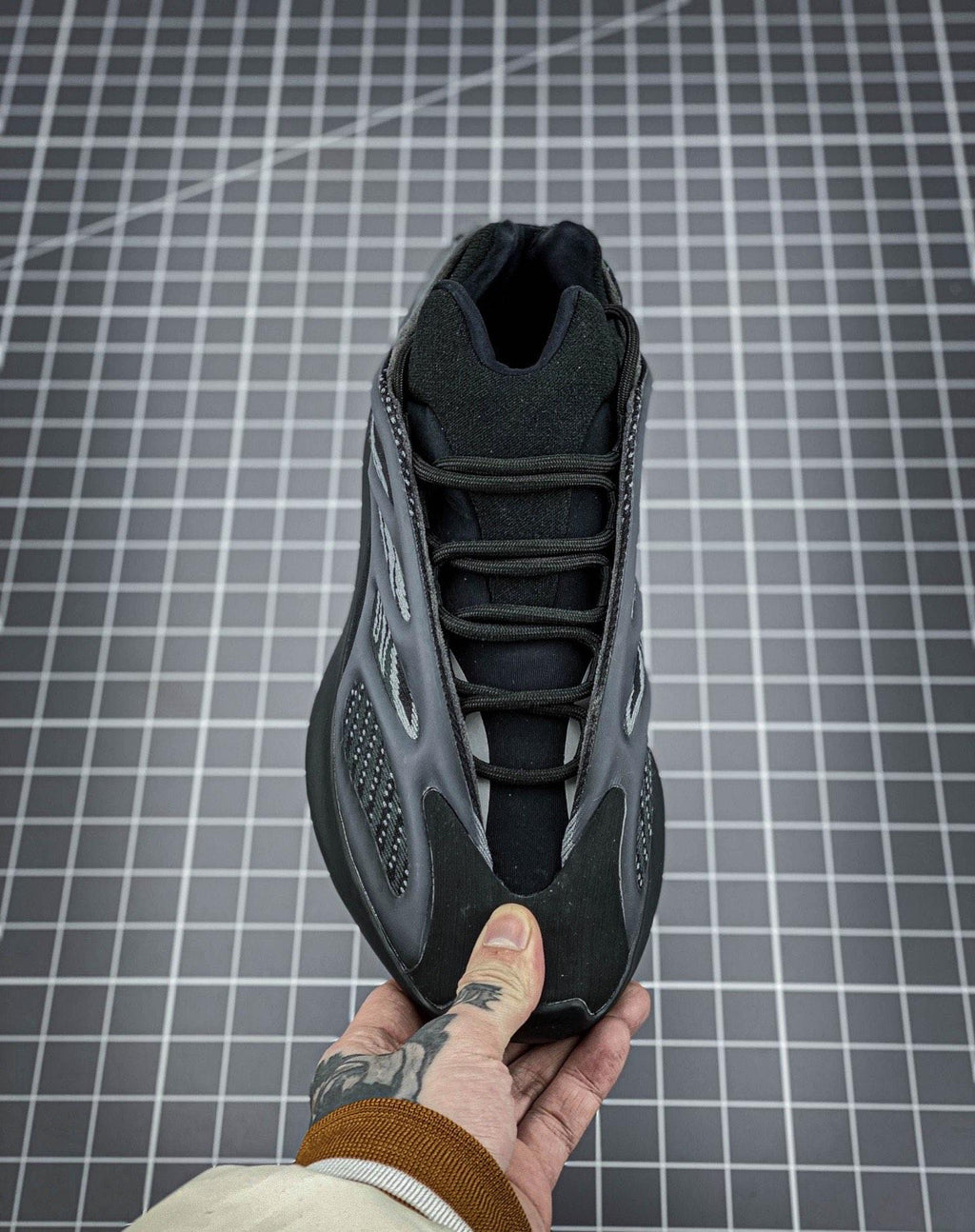 Yeezy 700 V3 36-46