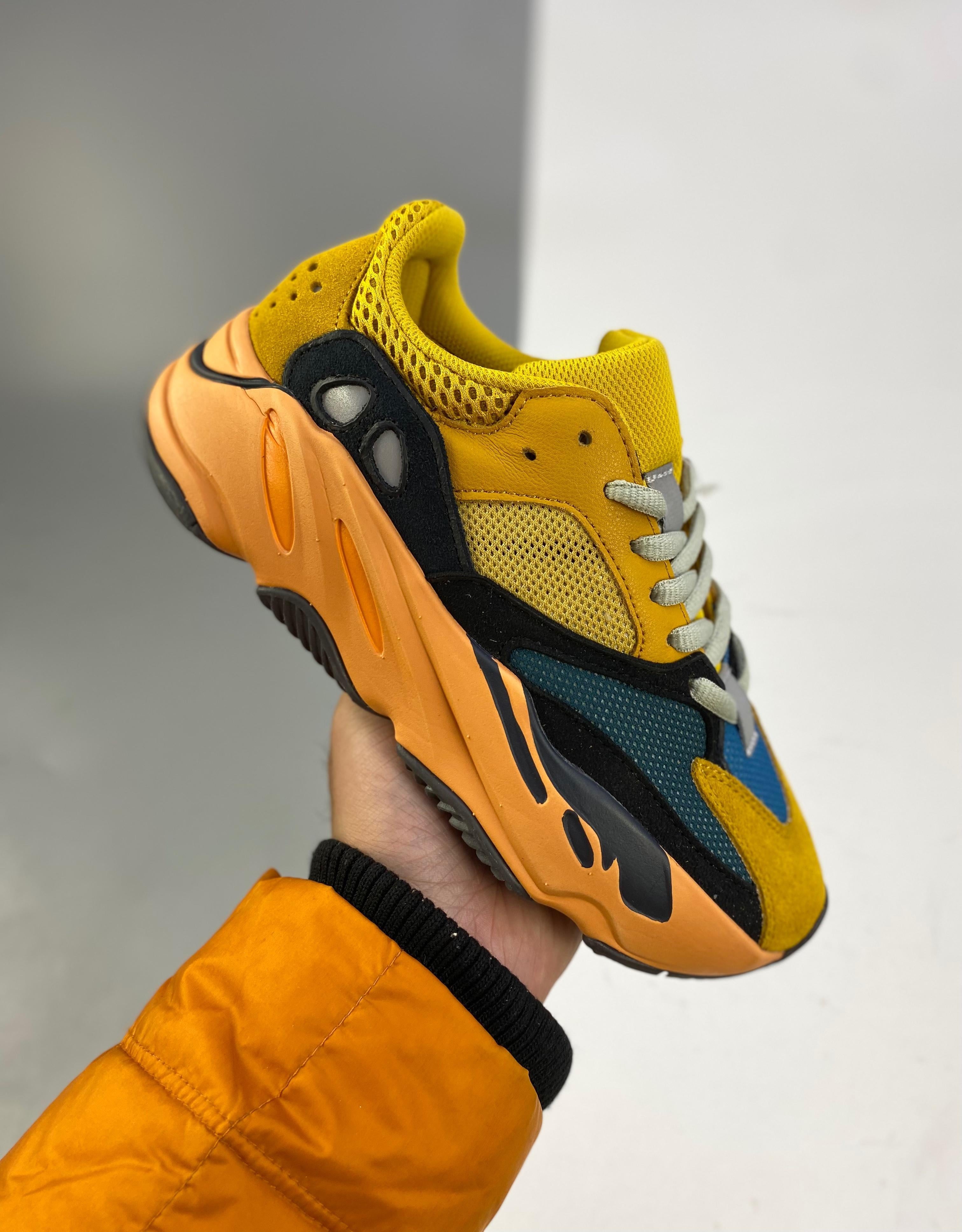 Yeezy Boost 700v2 36-46