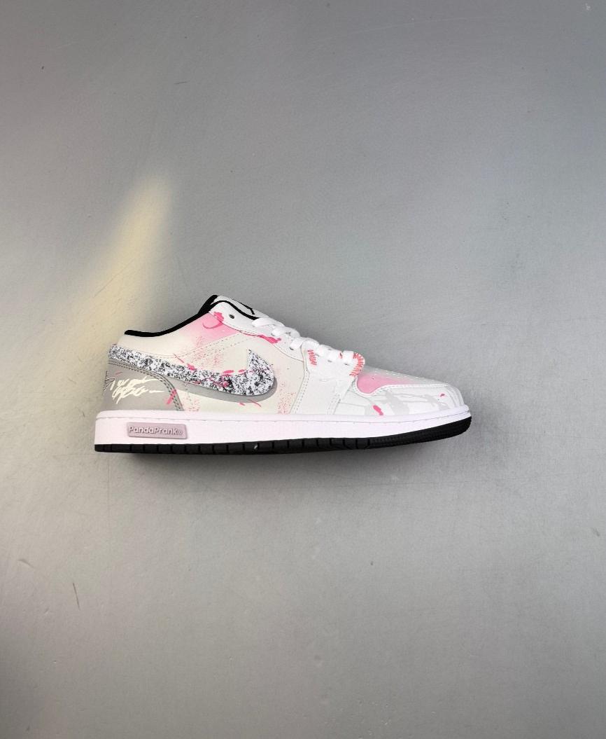 Air Jordan 1 Low