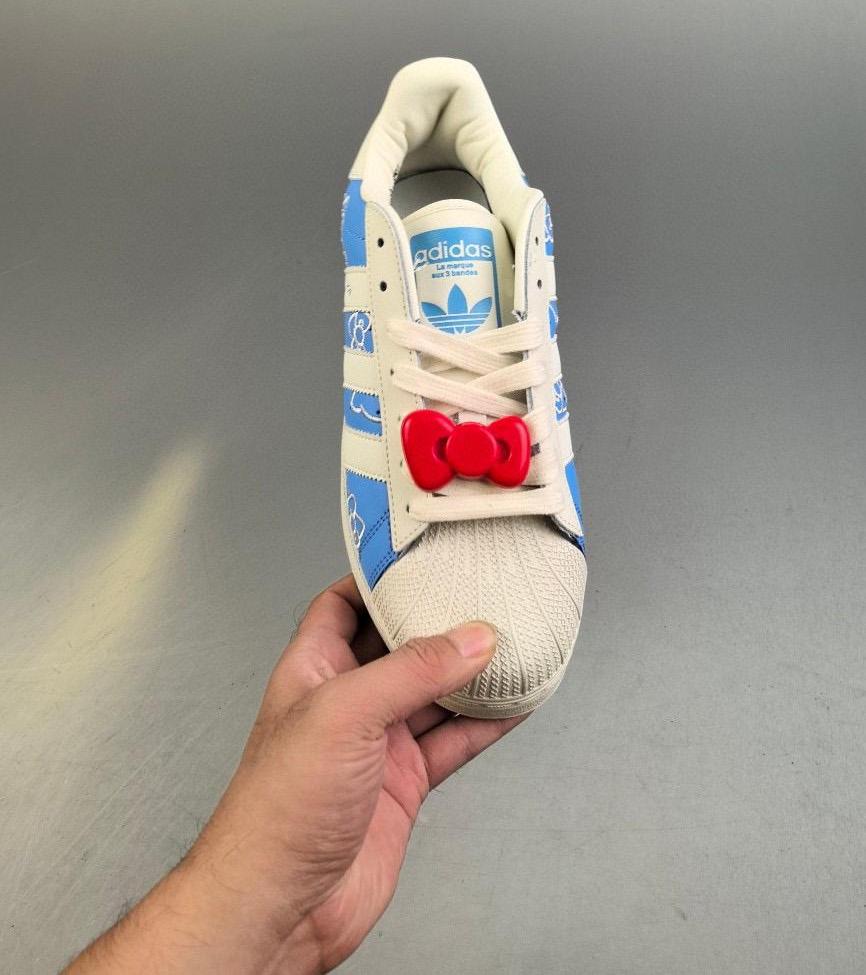 Superstar Lp hello Kitty x Originals 36-45