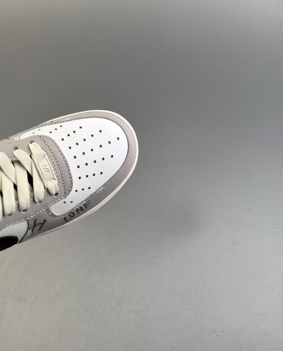 Air Force 1 07 Lv8 36-45