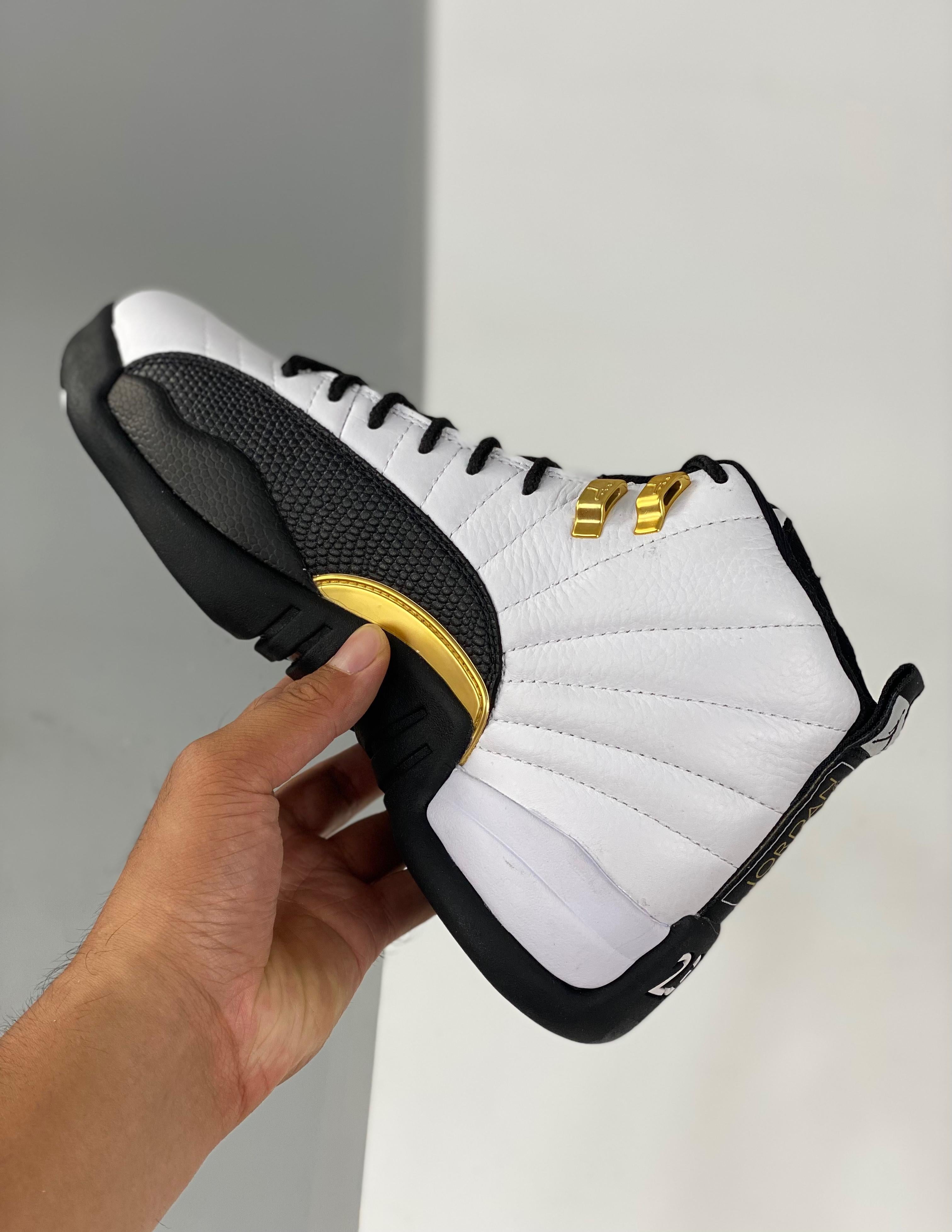 Air Jordan 12 Royalty 36-47
