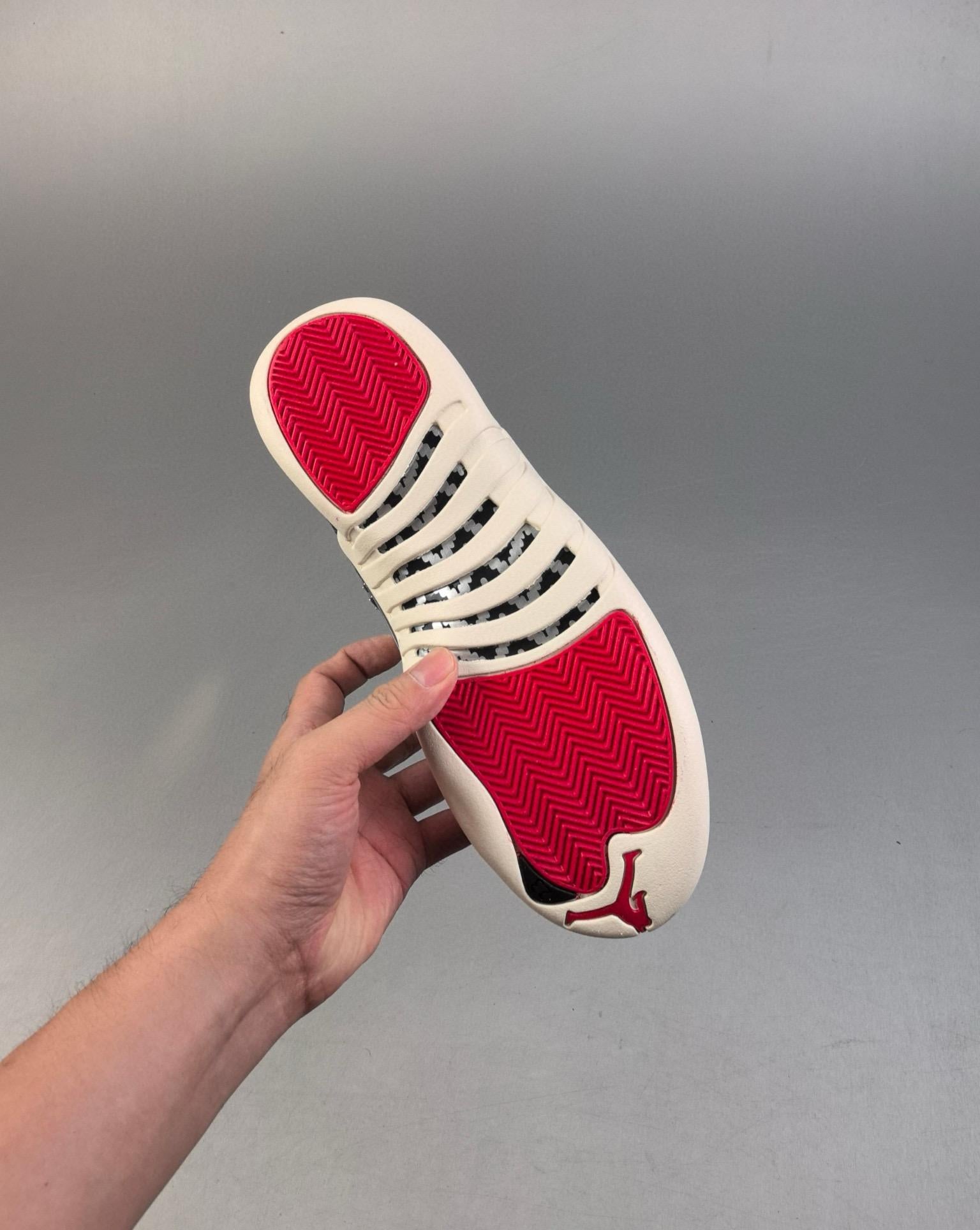 Air Jordan 12 Retro 40-47
