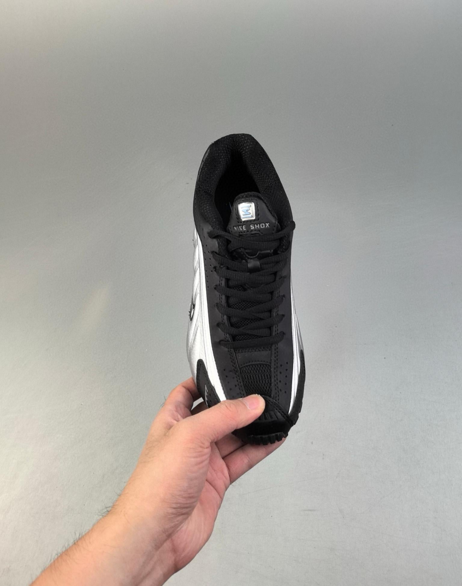 Shox R4 36-45