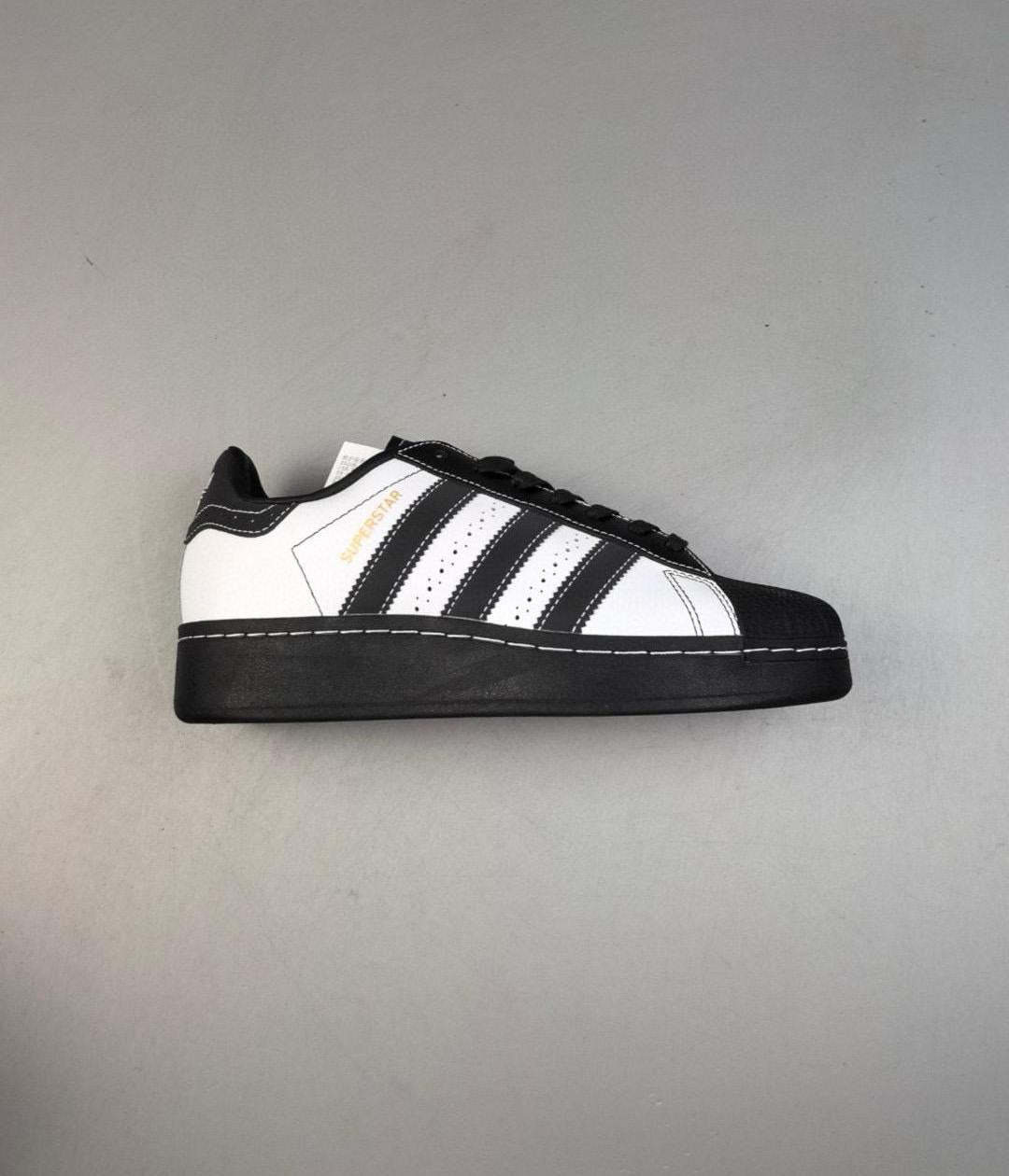 Originals Superstar Xlg 35-45