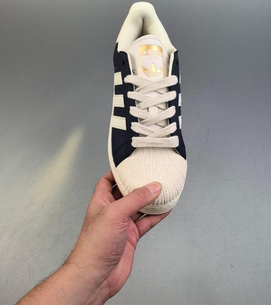 Originals Superstar Xlg 35-45